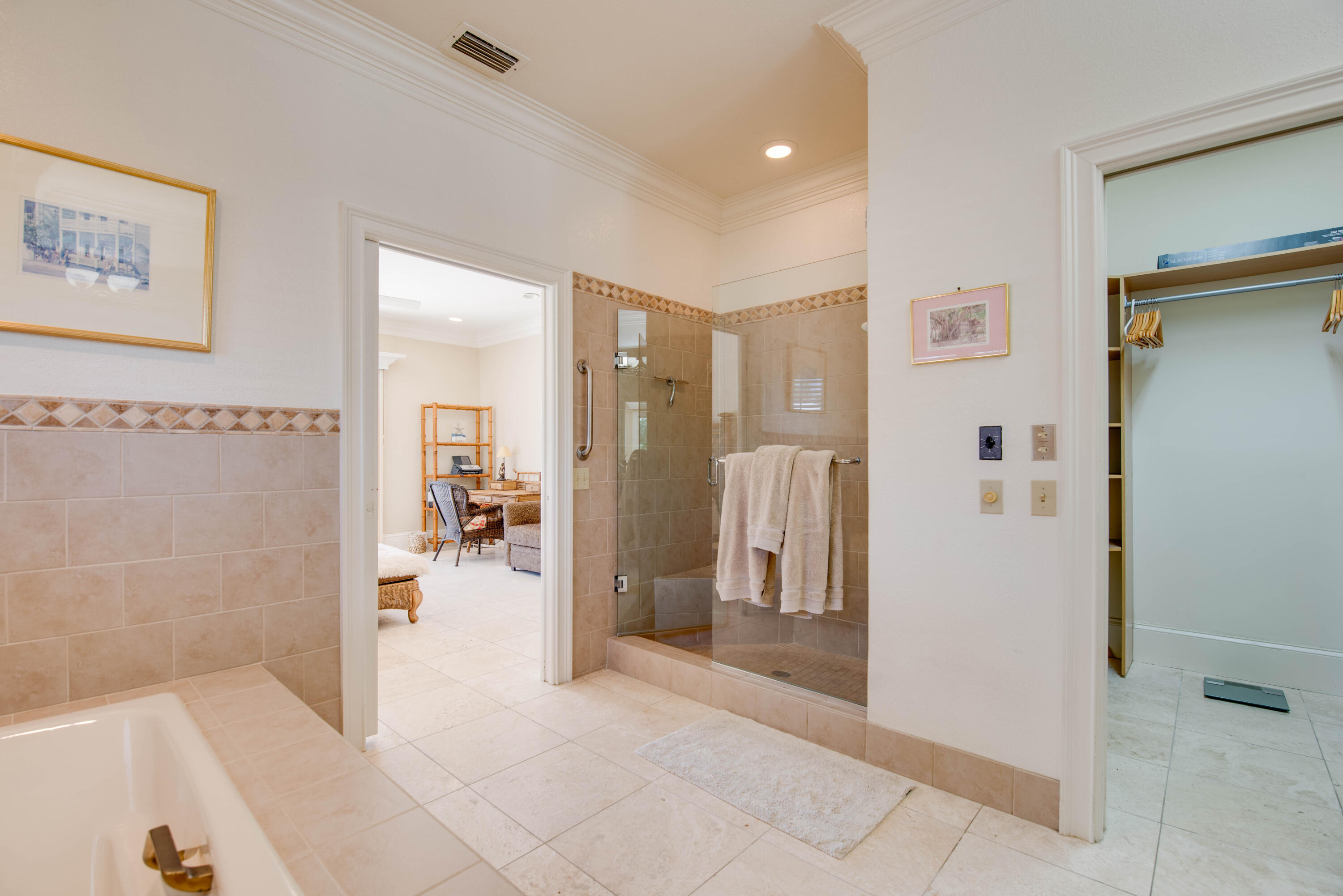 531 Seminole Drive Property Photo 22