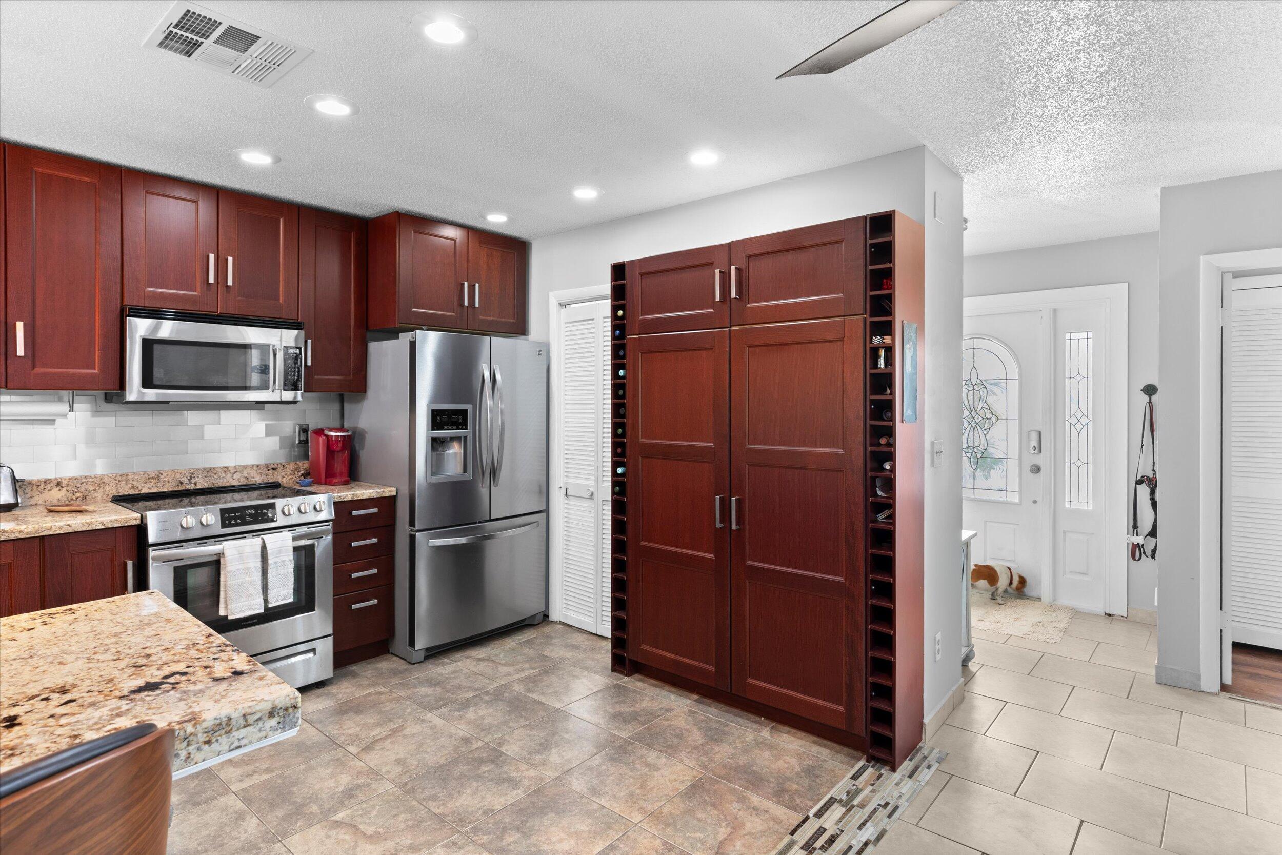 1421 12th Street Property Photo 17
