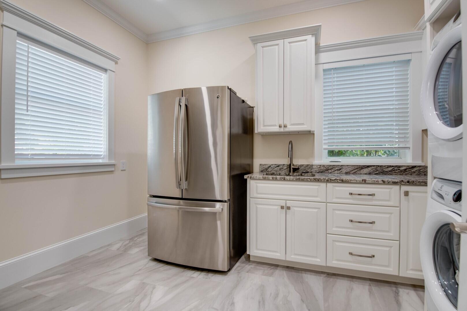 1610 South Street Property Photo 32
