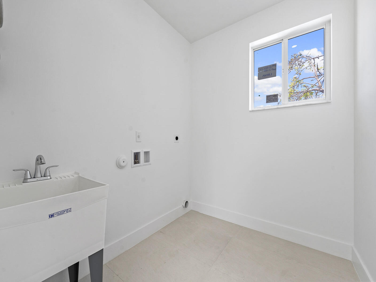 101 Kay Drive Property Photo 28