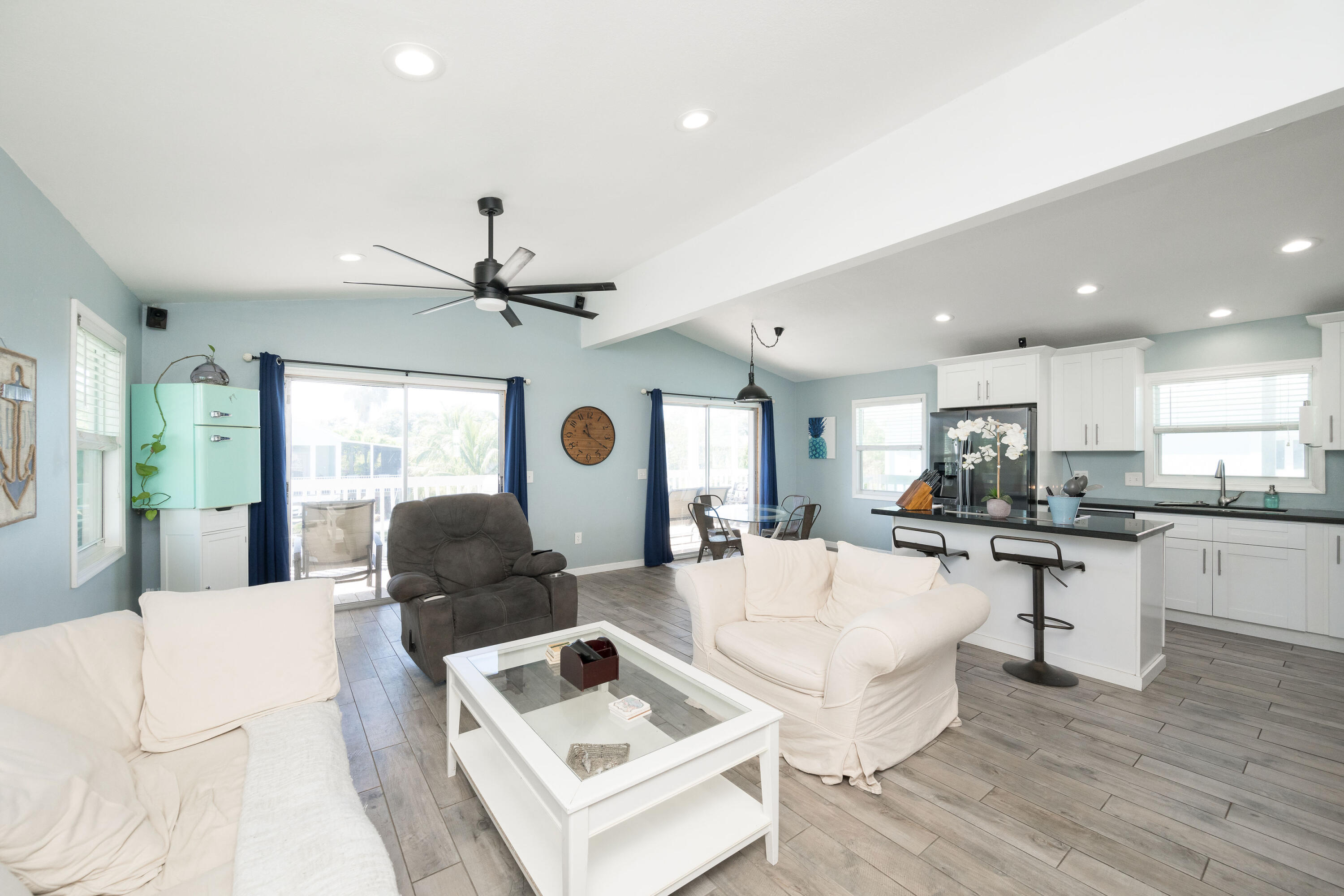 31028 Hollerich Drive Property Photo 4