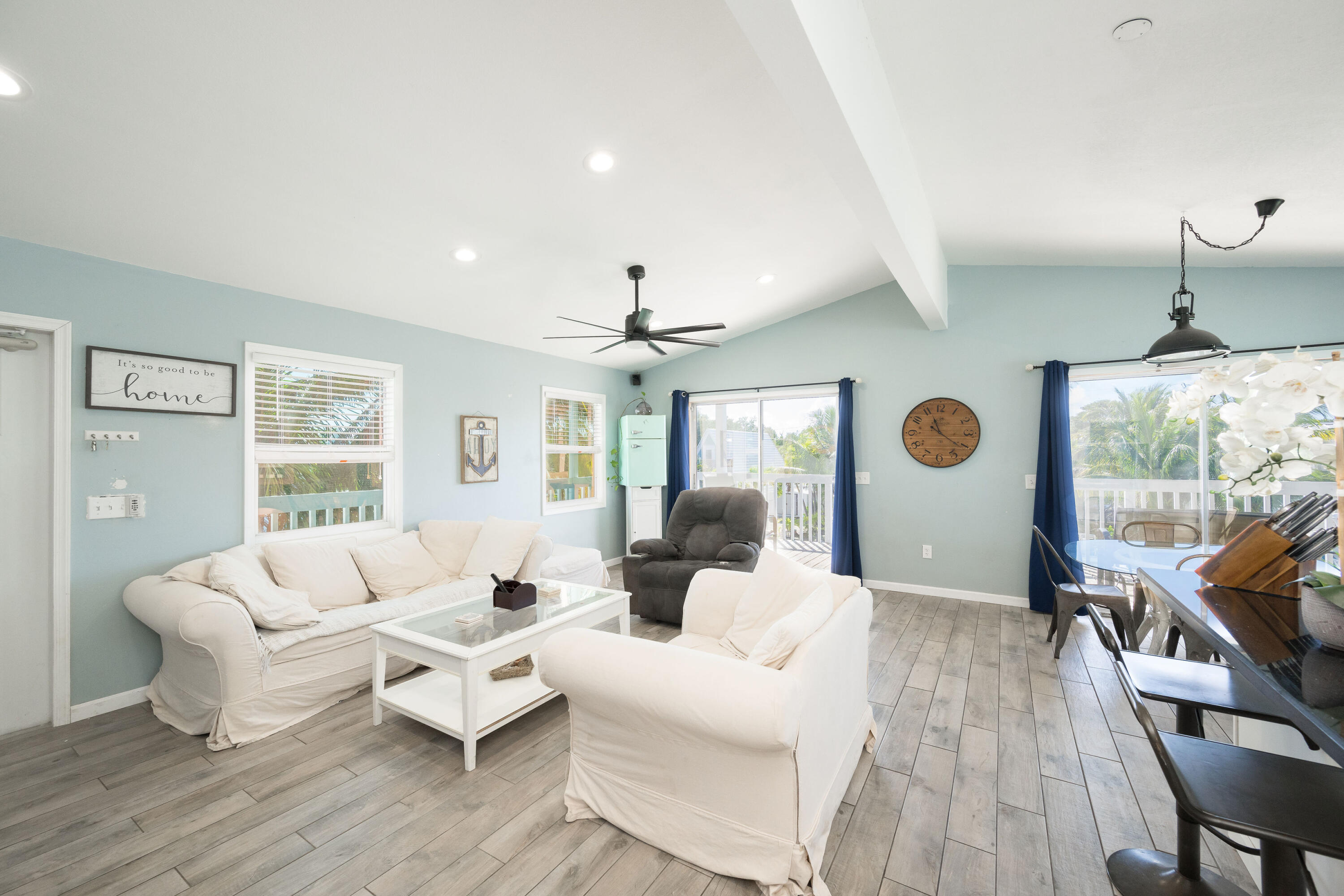 31028 Hollerich Drive Property Photo 5