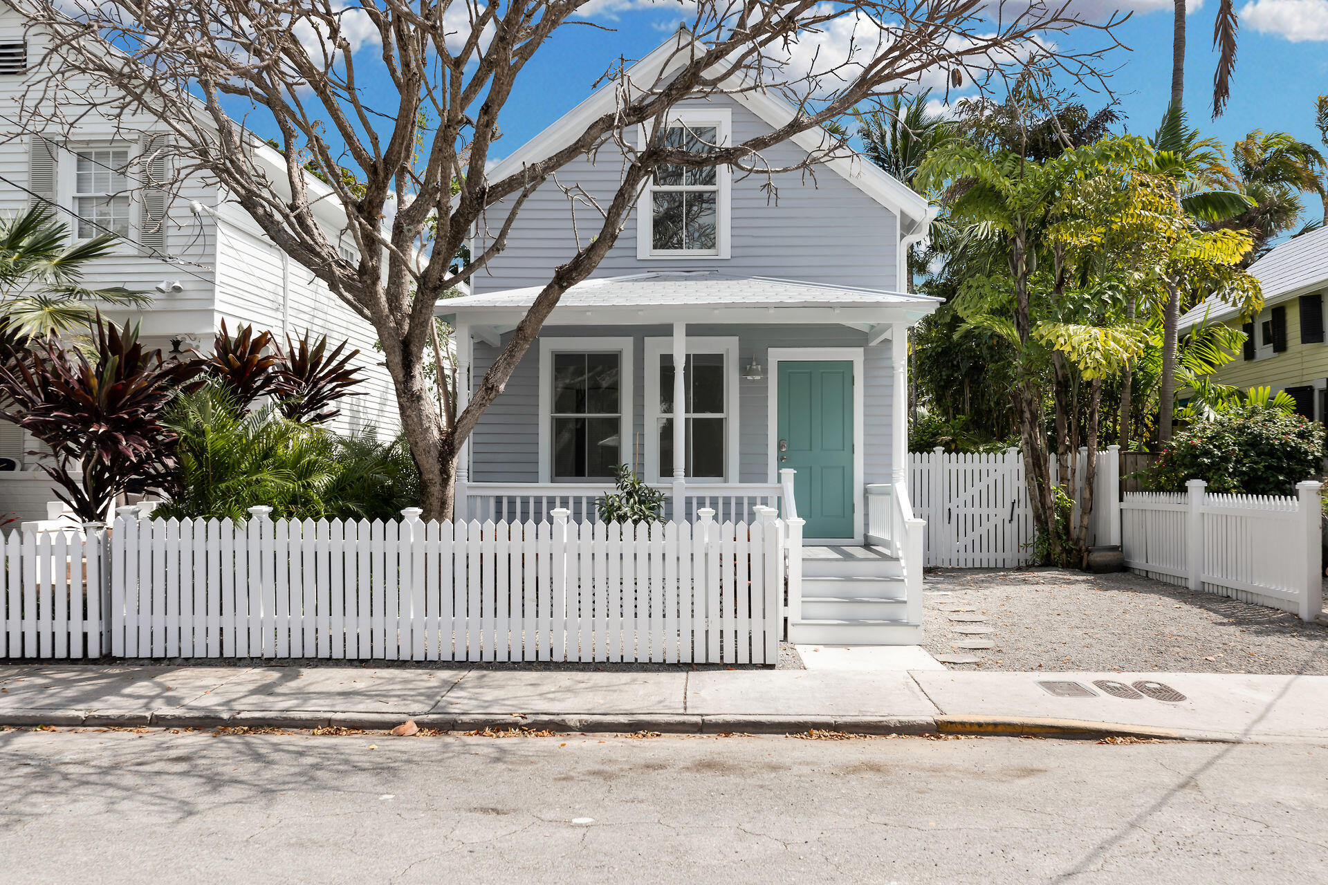 1420 Petronia Street Property Photo 2