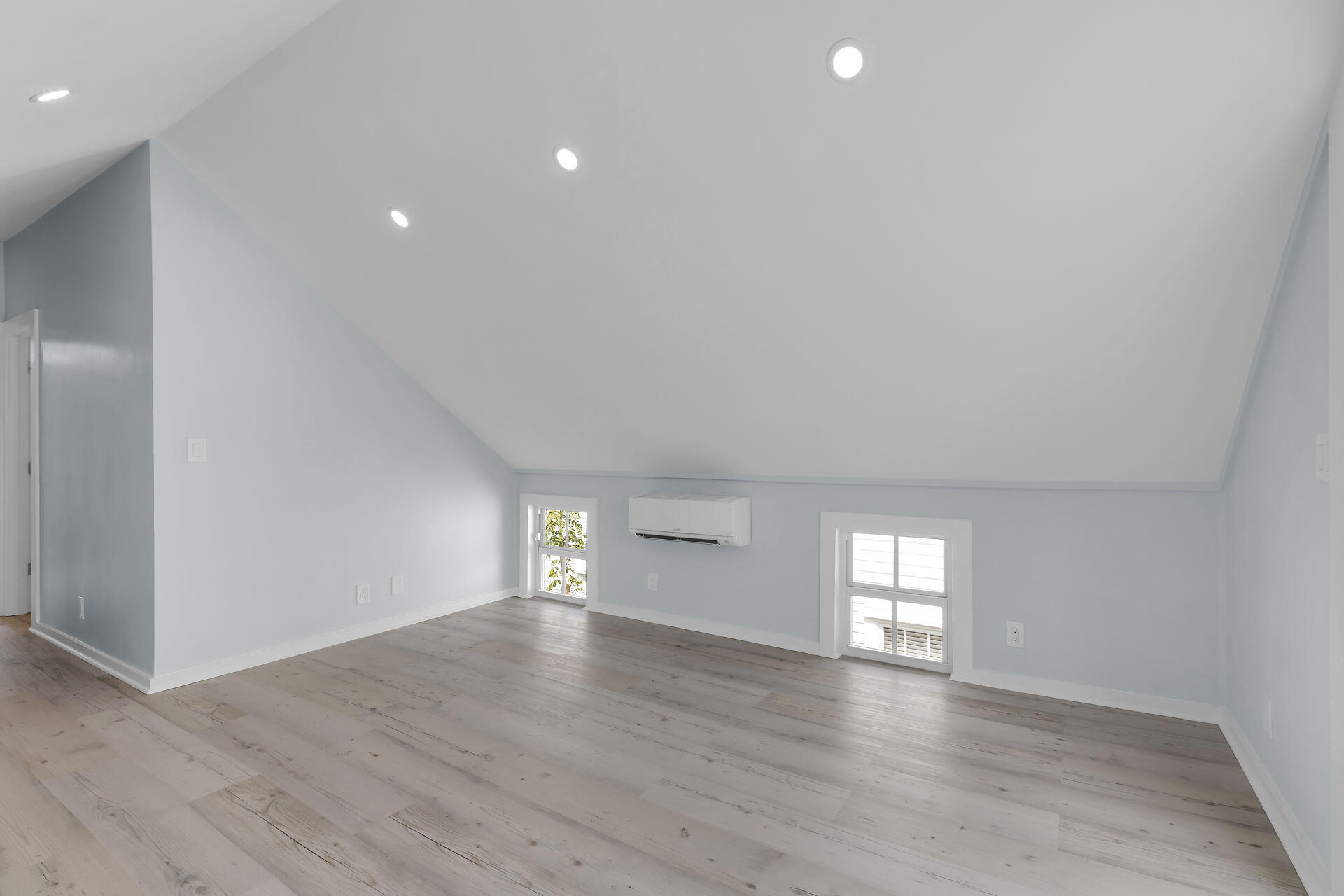 1420 Petronia Street Property Photo 20