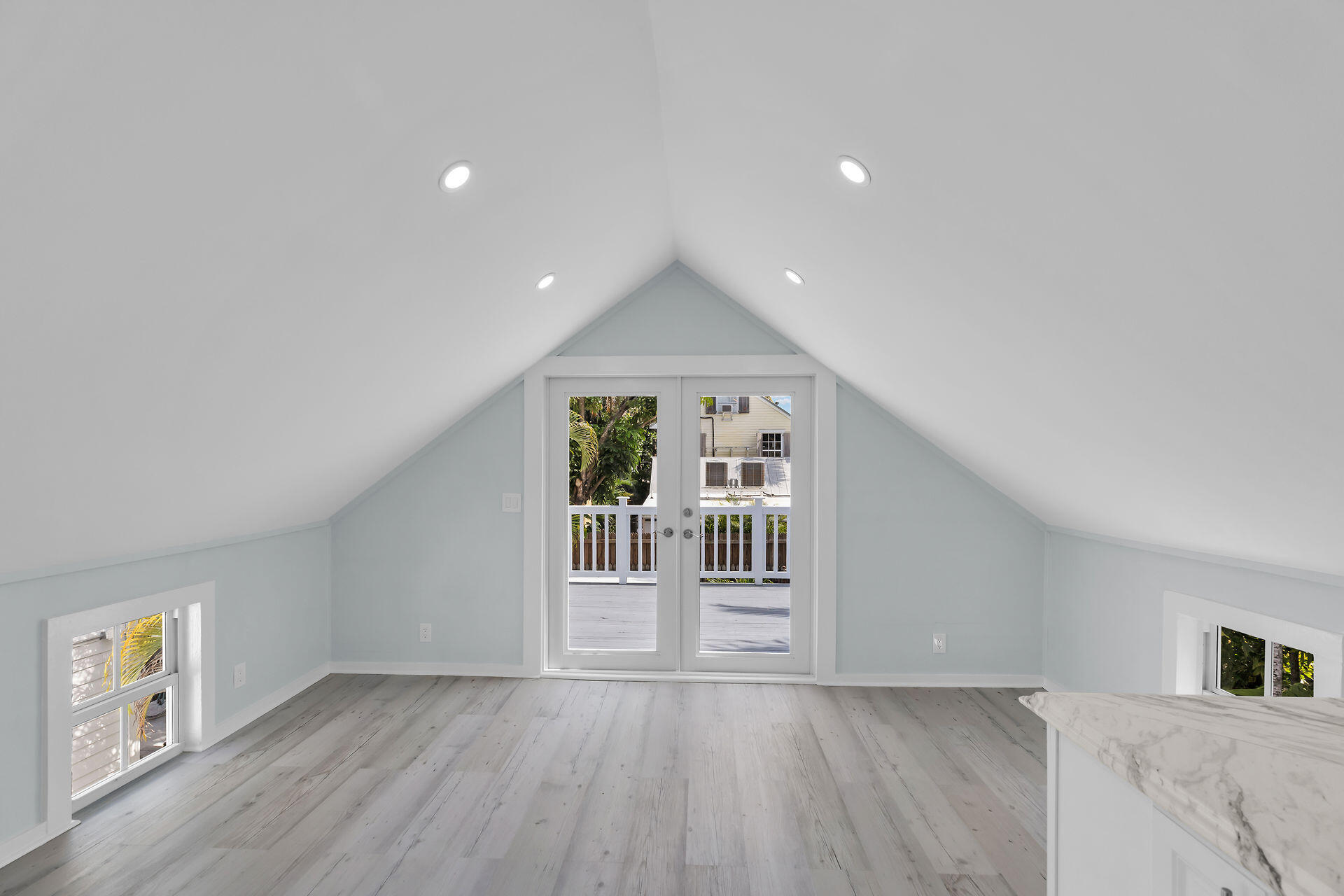 1420 Petronia Street Property Photo 23