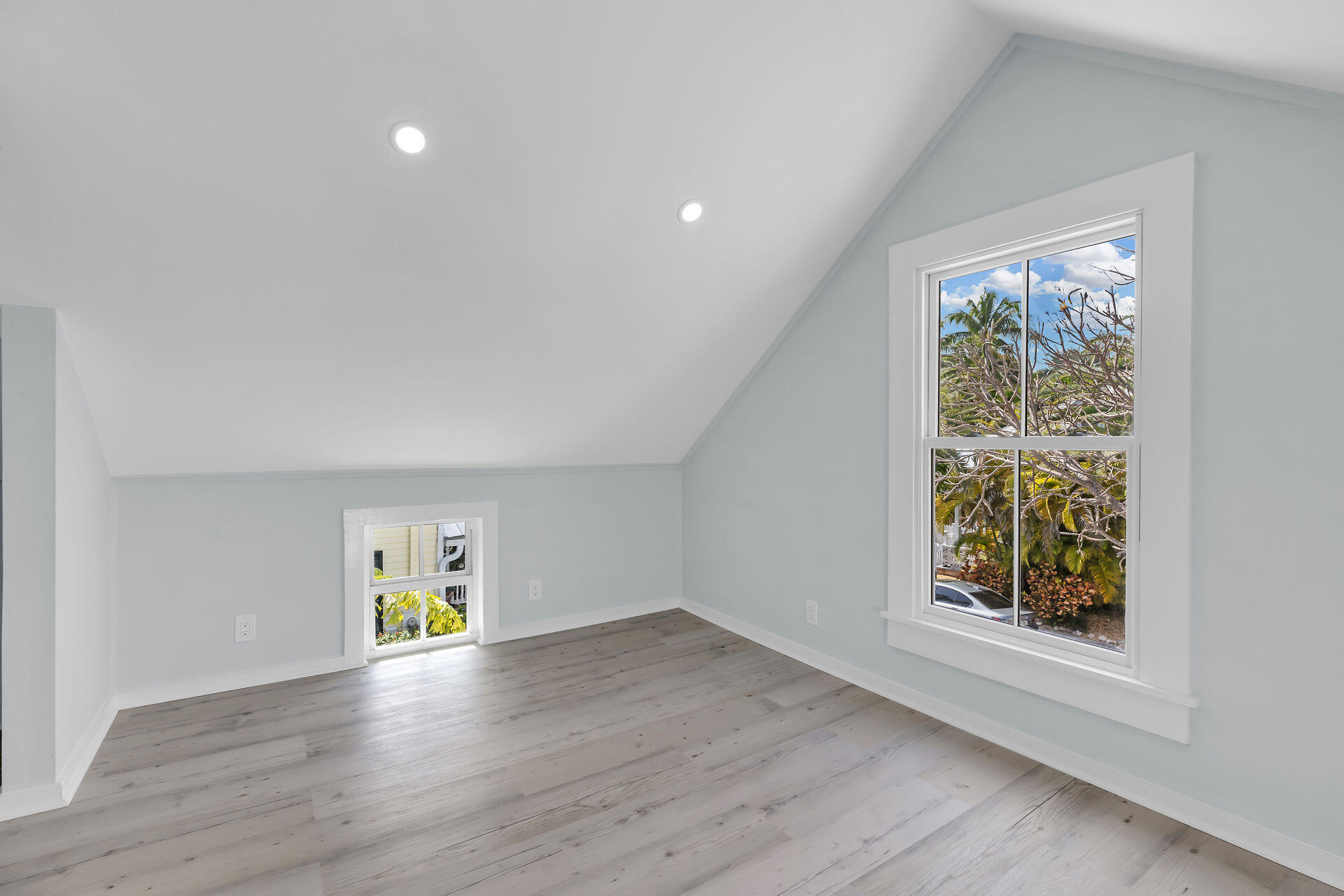 1420 Petronia Street Property Photo 25