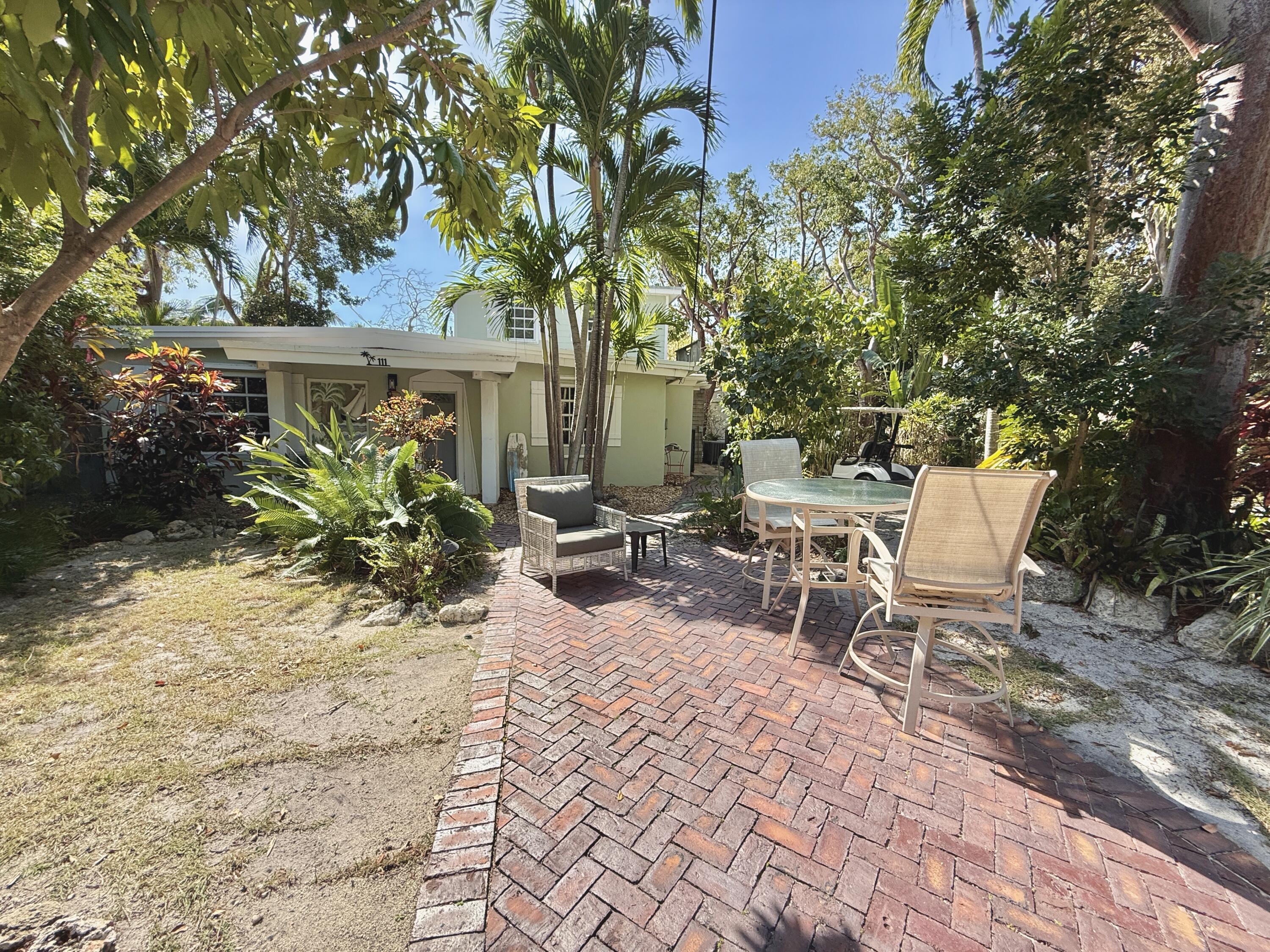 111 N Bay Harbor Drive Property Photo 2