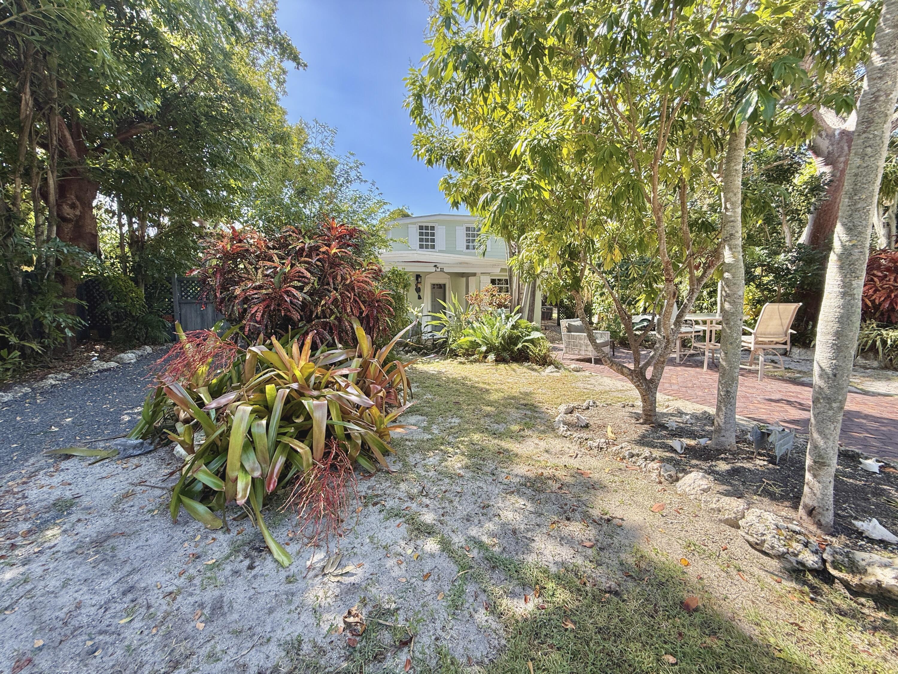 111 N Bay Harbor Drive Property Photo 4