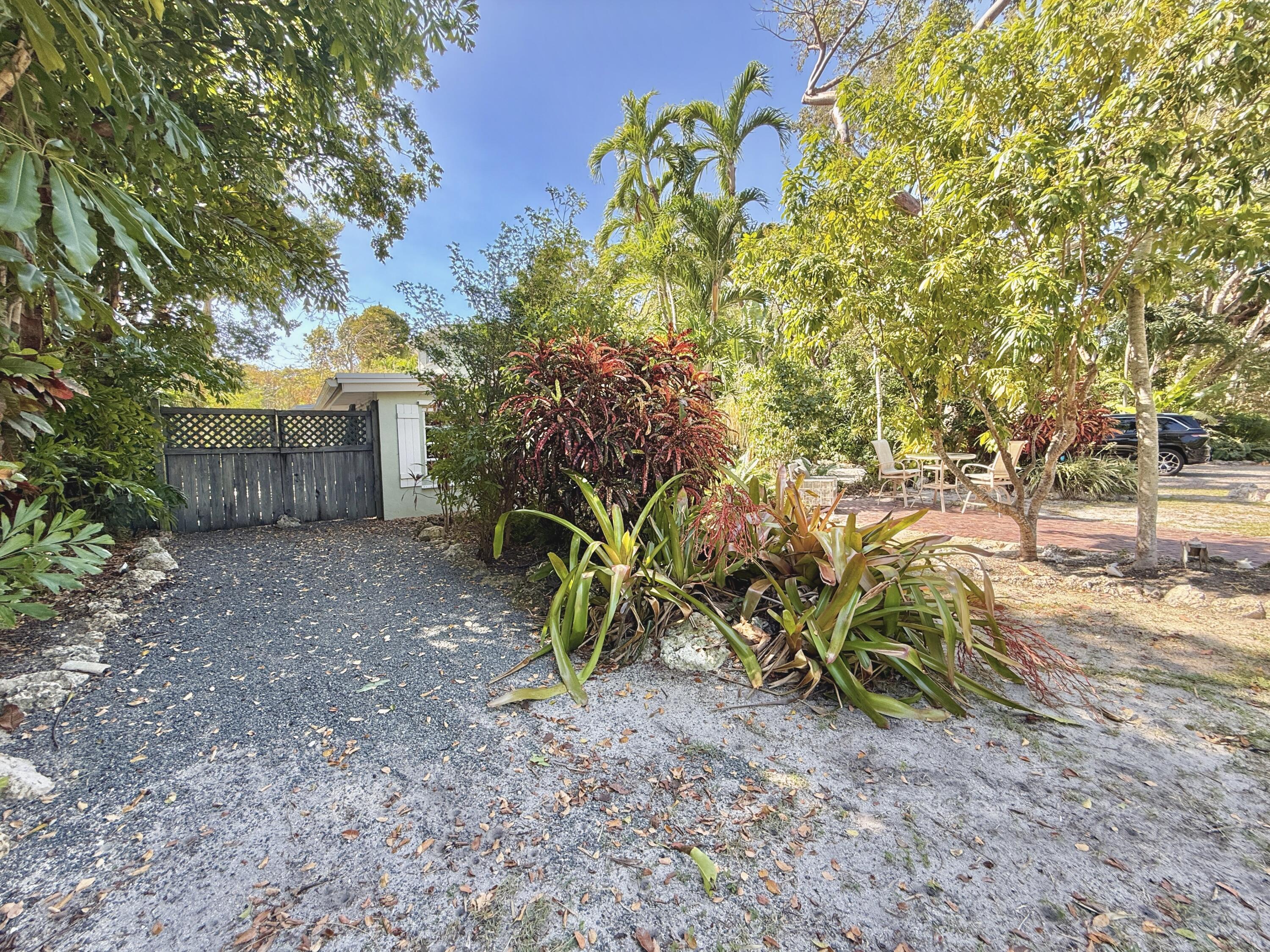 111 N Bay Harbor Drive Property Photo 5