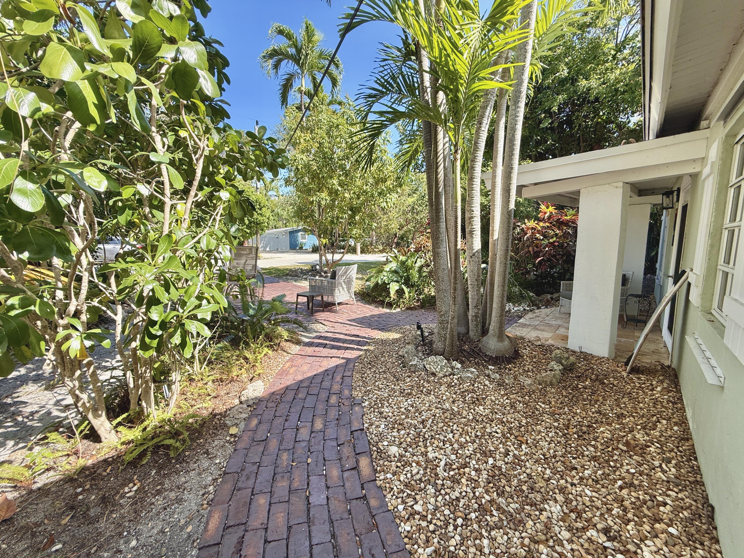 111 N Bay Harbor Drive Property Photo 16