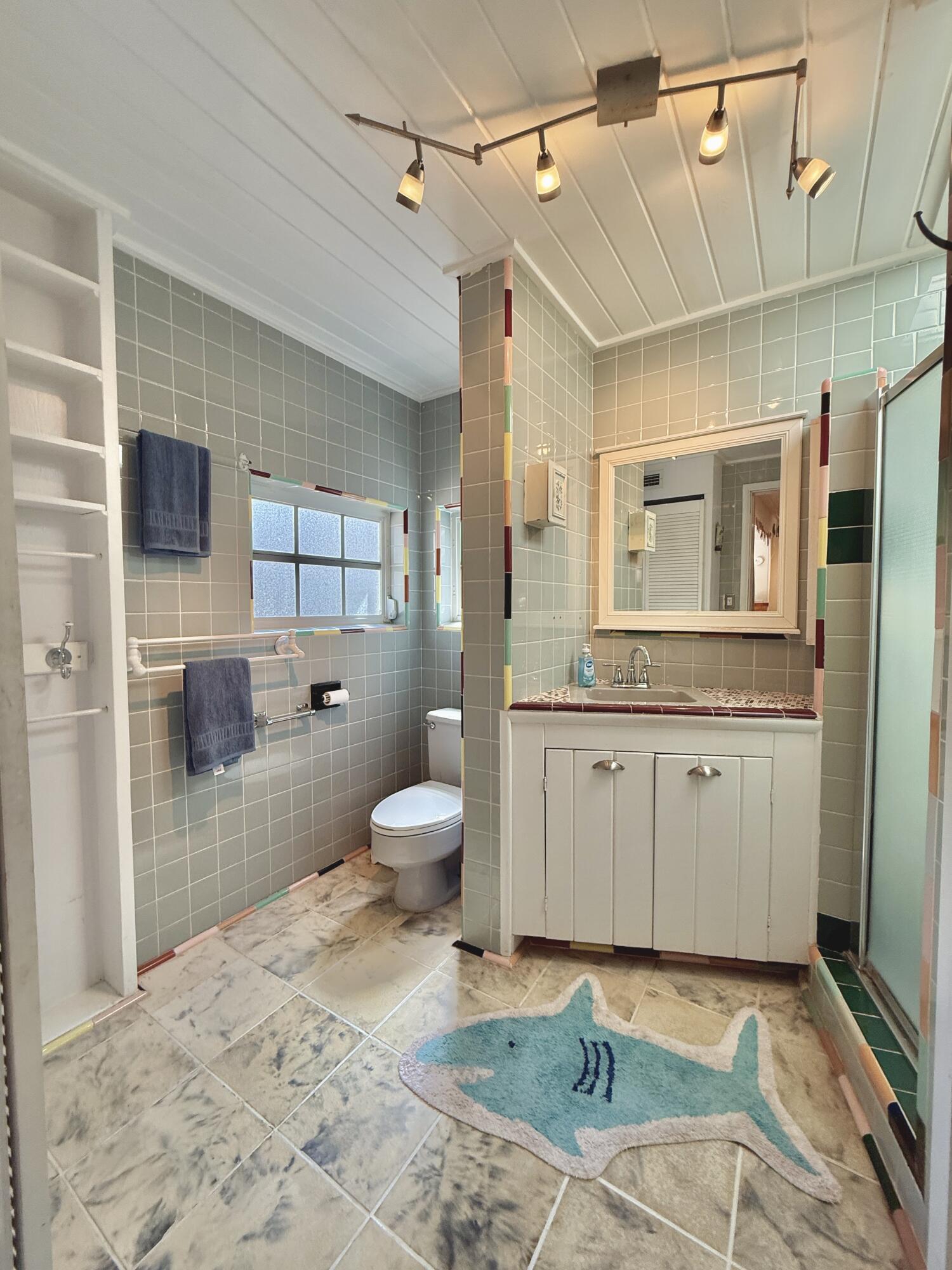 111 N Bay Harbor Drive Property Photo 47