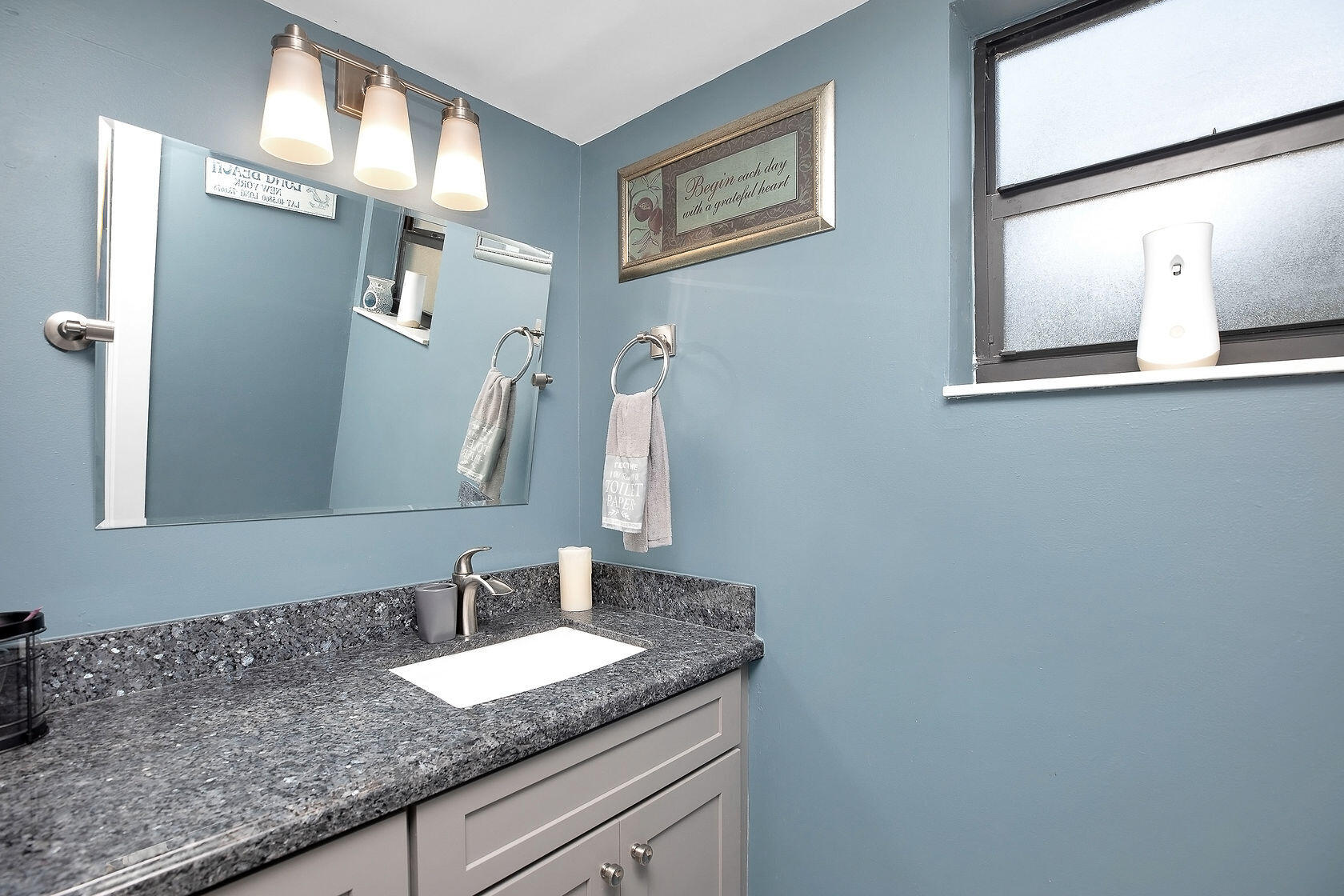 104500 Overseas Highway, B204 Property Photo 32