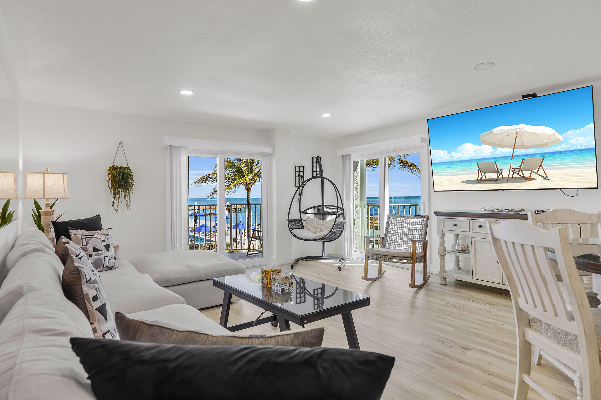 201 E Ocean Drive, 209 Property Photo 2