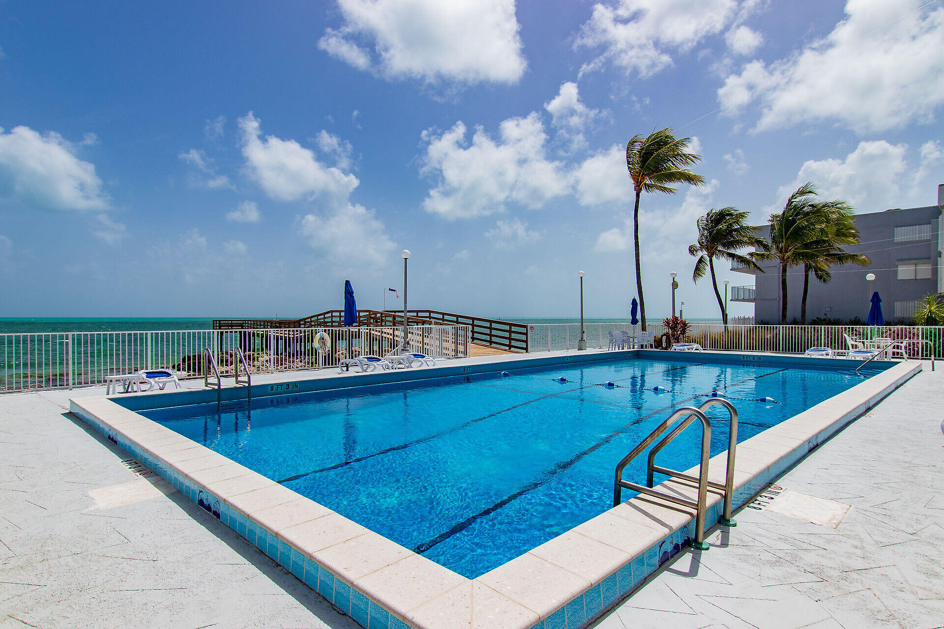 201 E Ocean Drive, 209 Property Photo 35