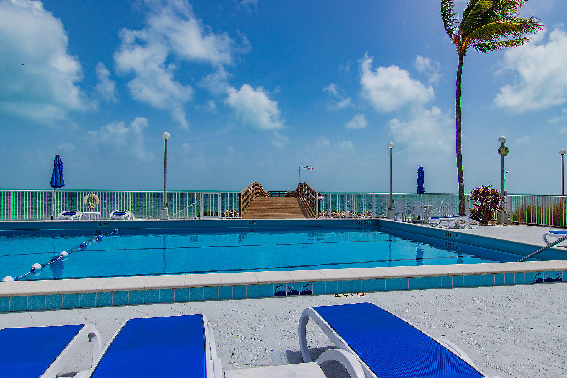 201 E Ocean Drive, 209 Property Photo 36