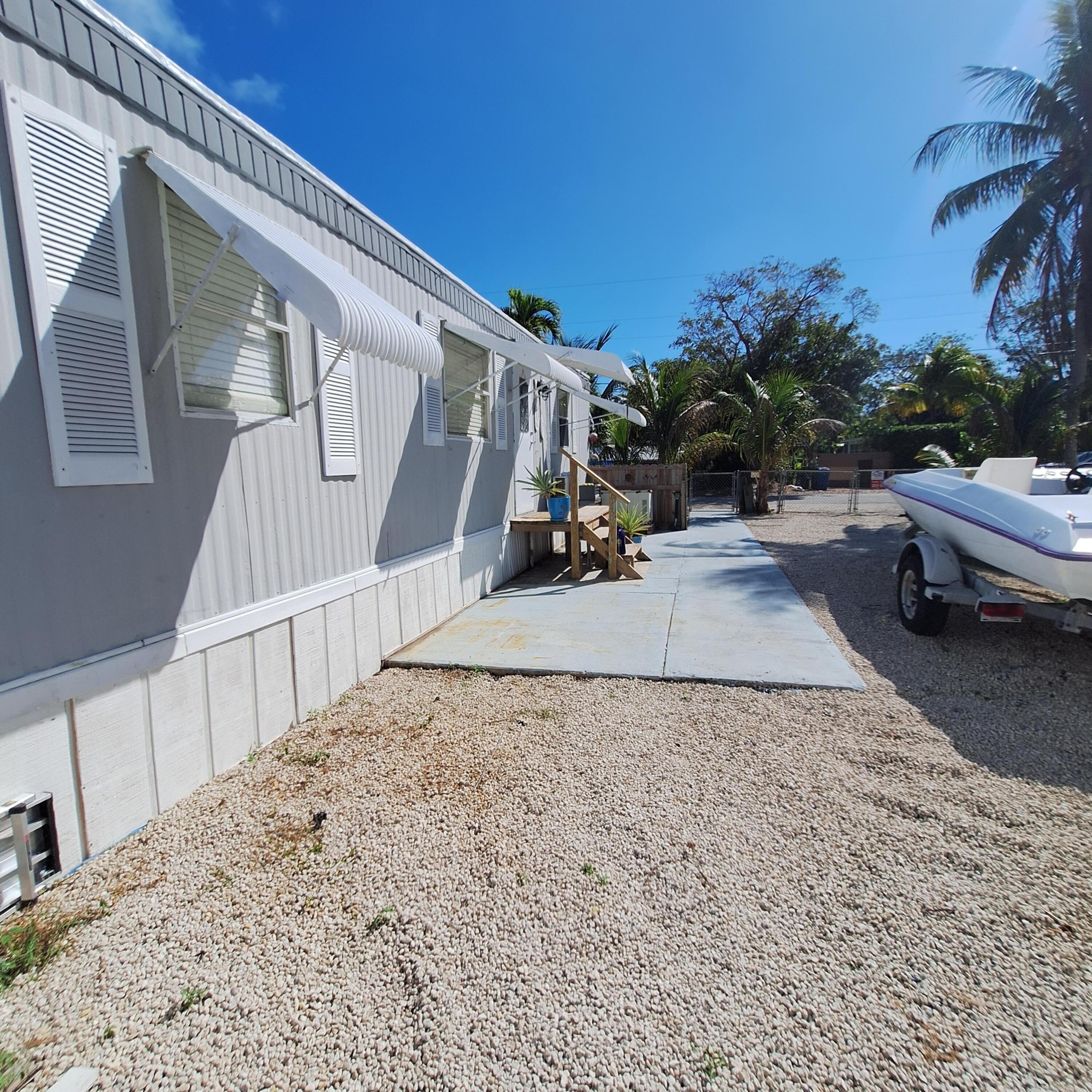 256 Lee Avenue Property Photo 2