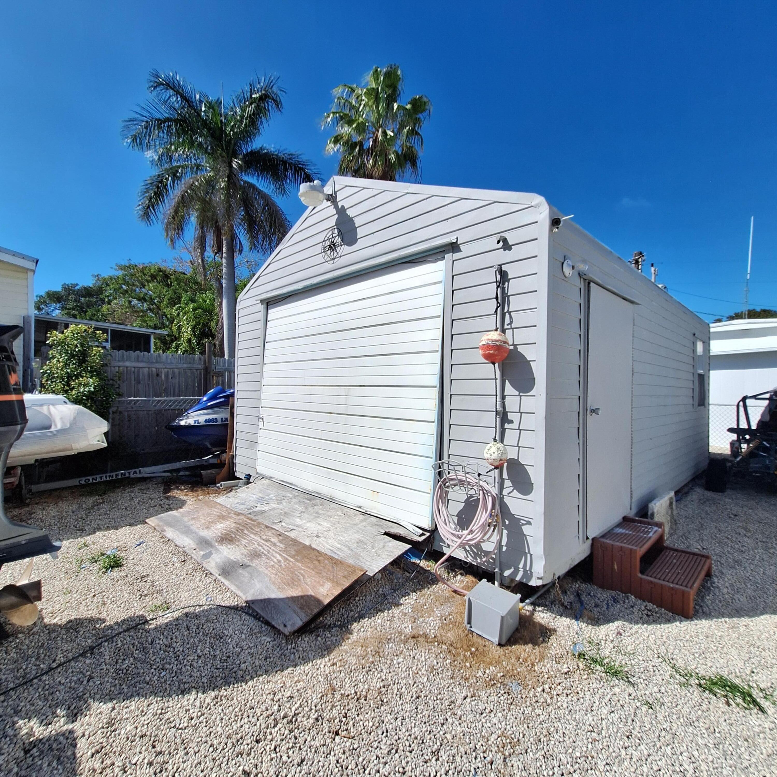 256 Lee Avenue Property Photo 3