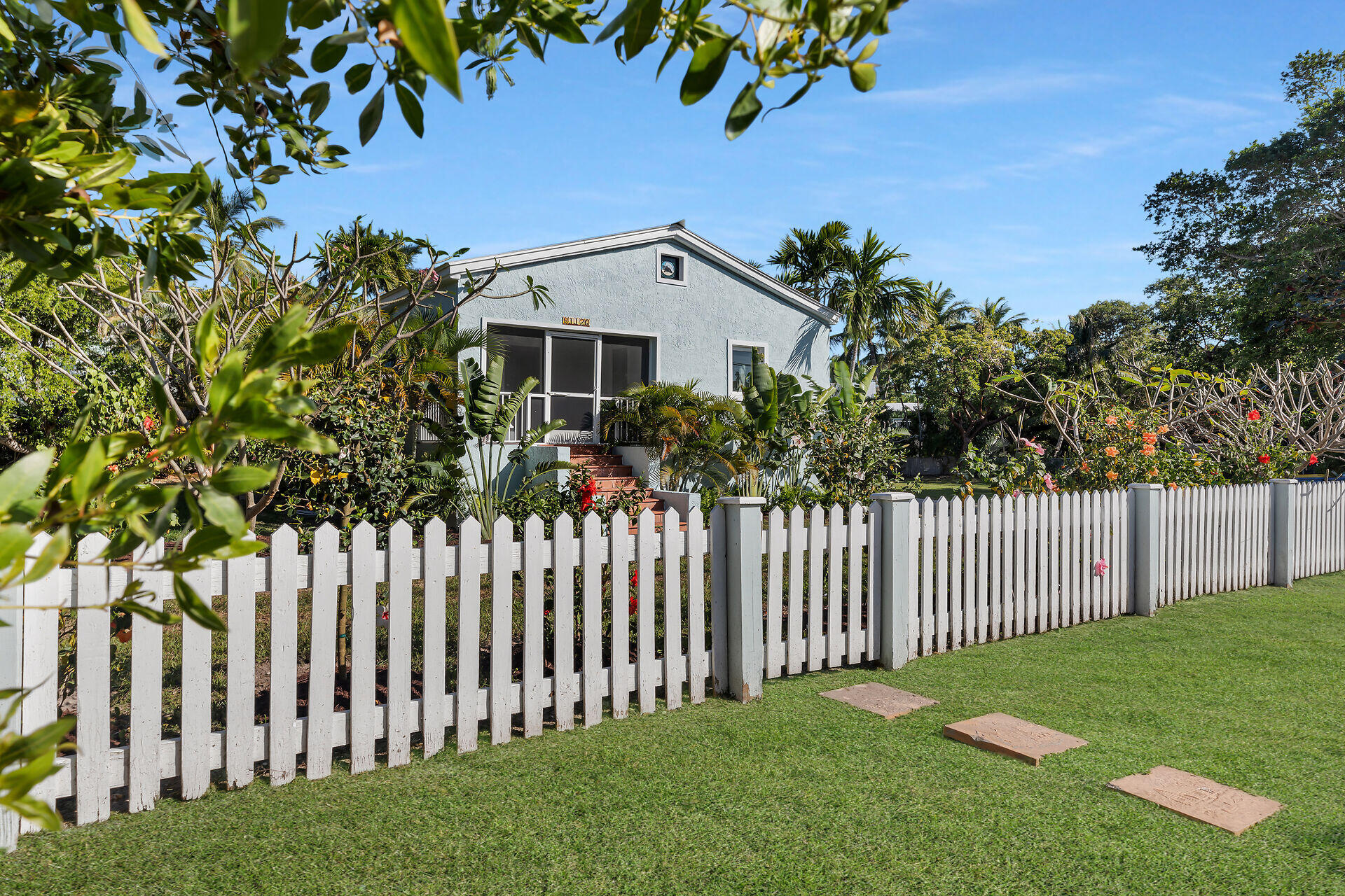 81120 Old Highway Property Photo 4
