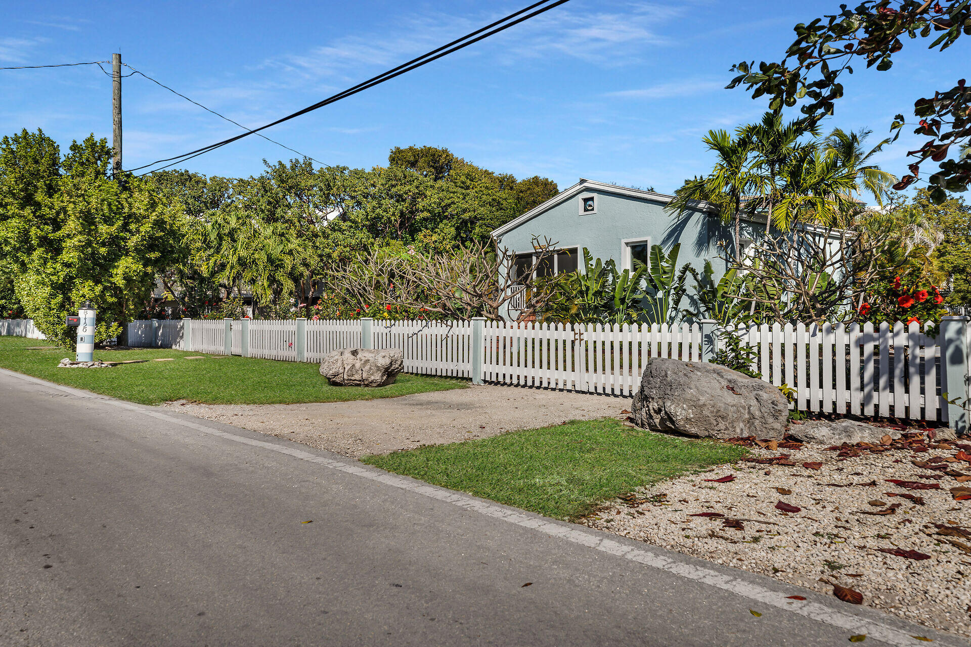 81120 Old Highway Property Photo 20