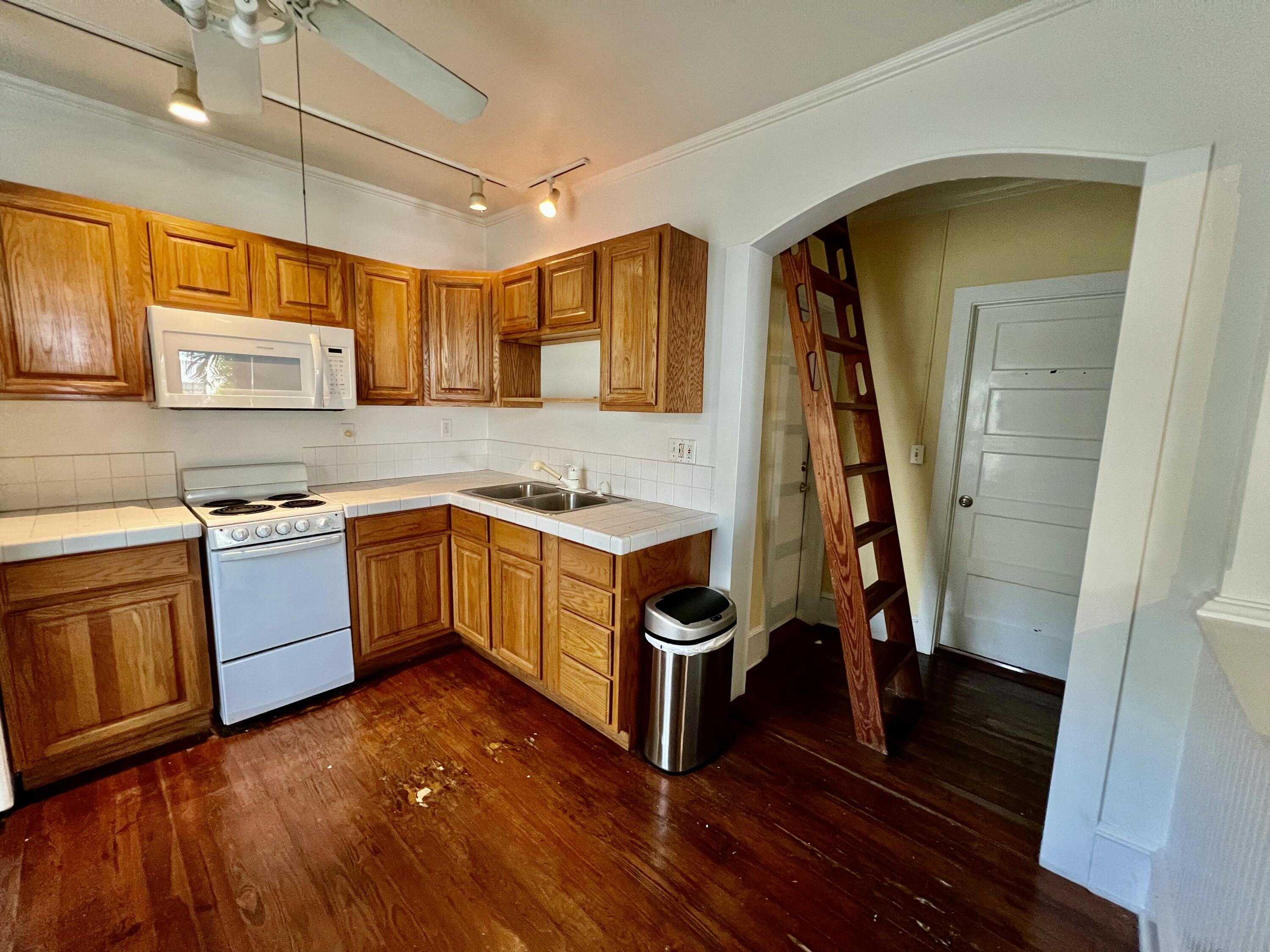 1122 Margaret Street Property Photo 26