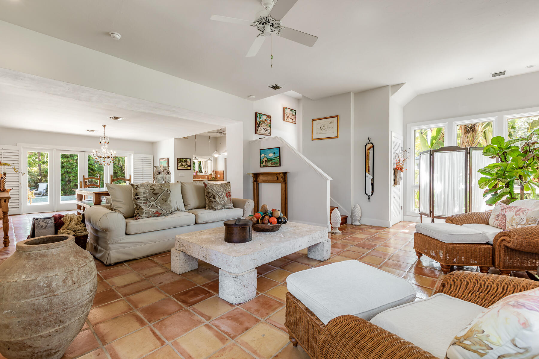 1523 Patricia Street Property Photo 4