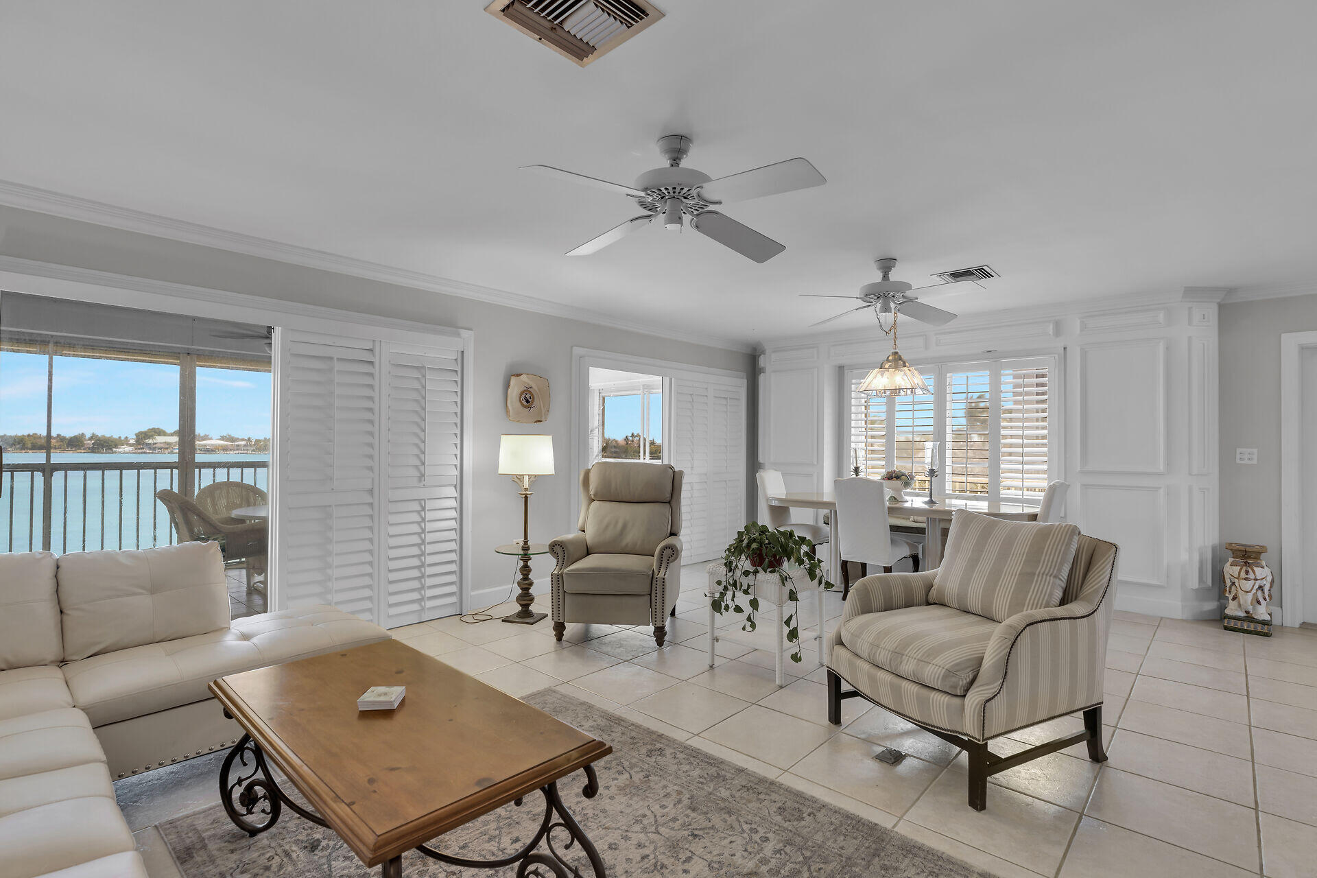 417 Harbour Drive Property Photo 9