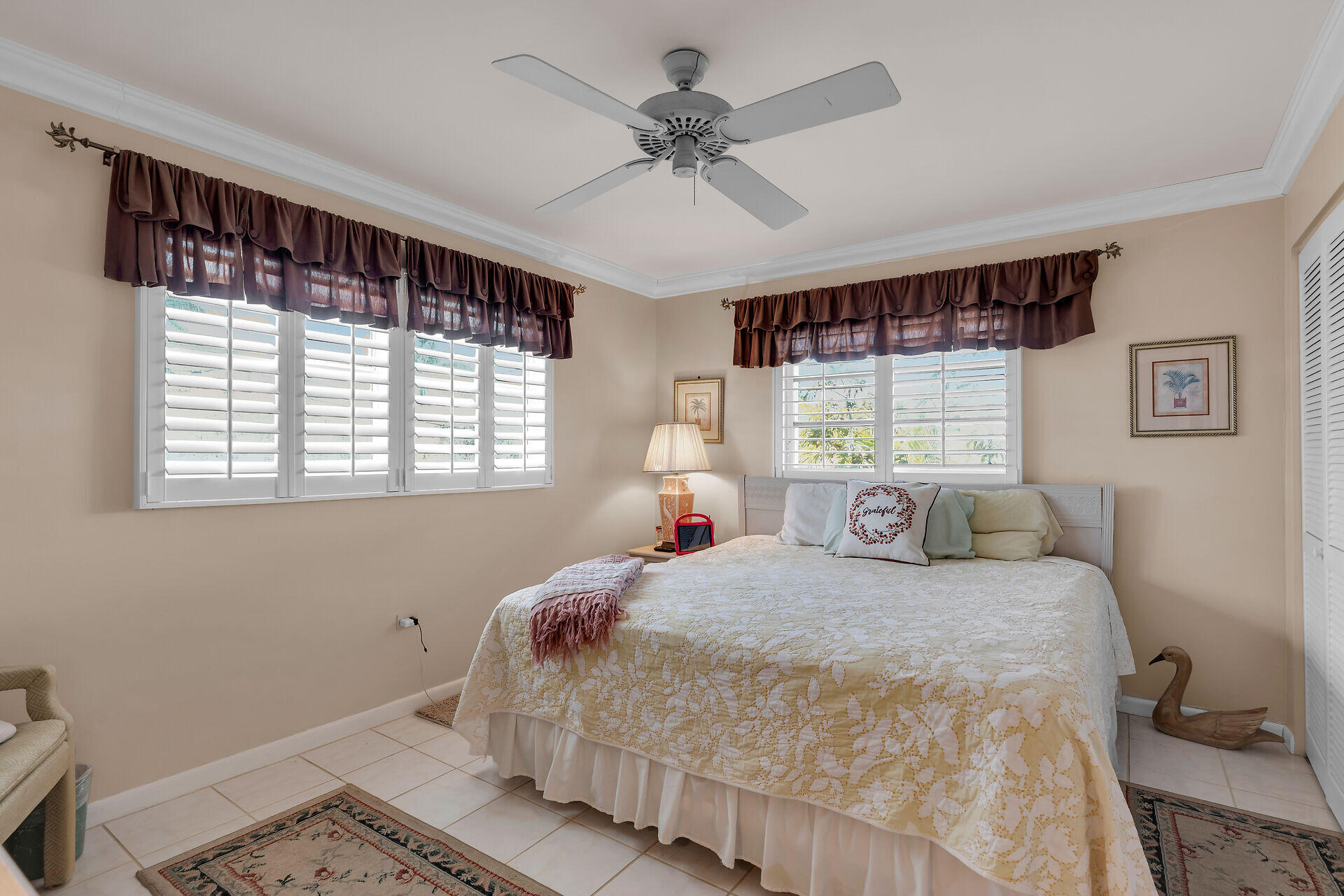 417 Harbour Drive Property Photo 24
