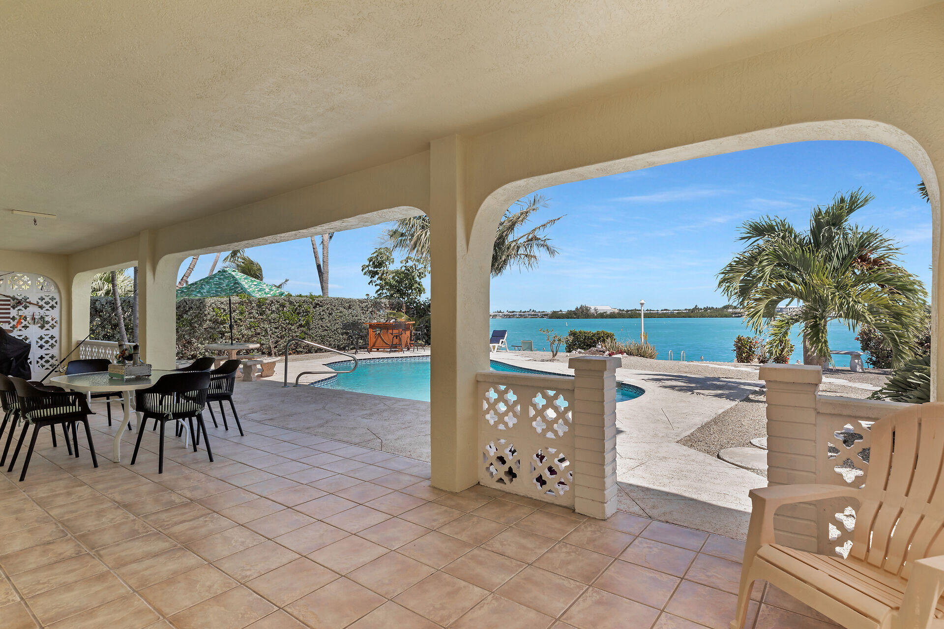 417 Harbour Drive Property Photo 31