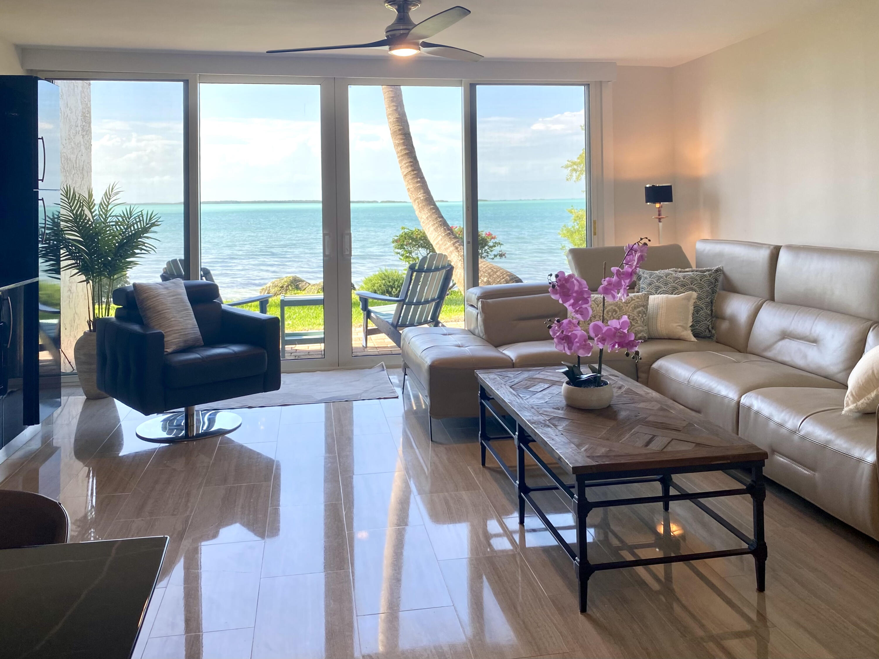 96000 Overseas Highway, N7+29'boatslip Property Photo 1