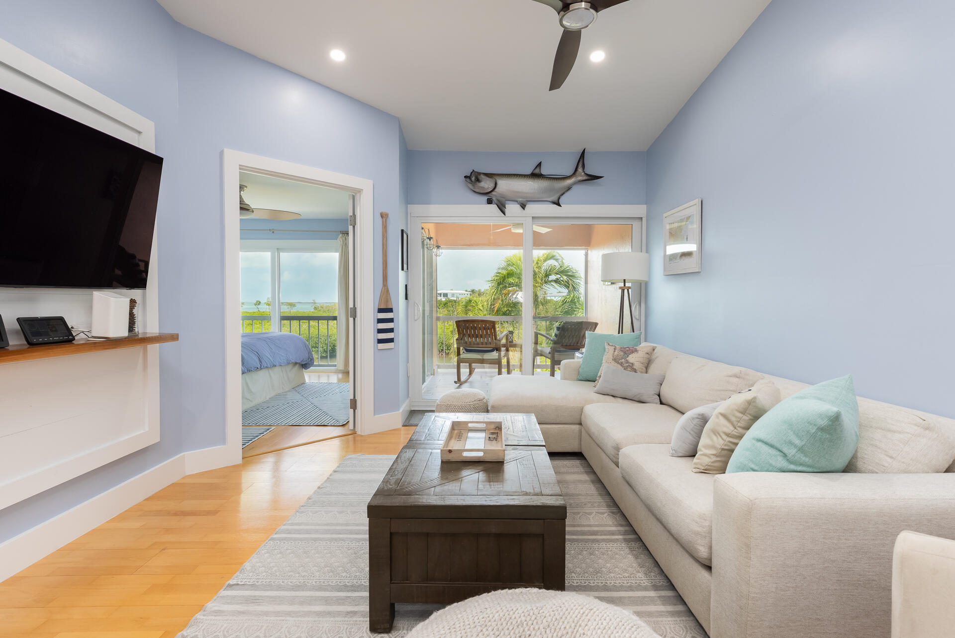 9858 Leeward Avenue Property Photo 16