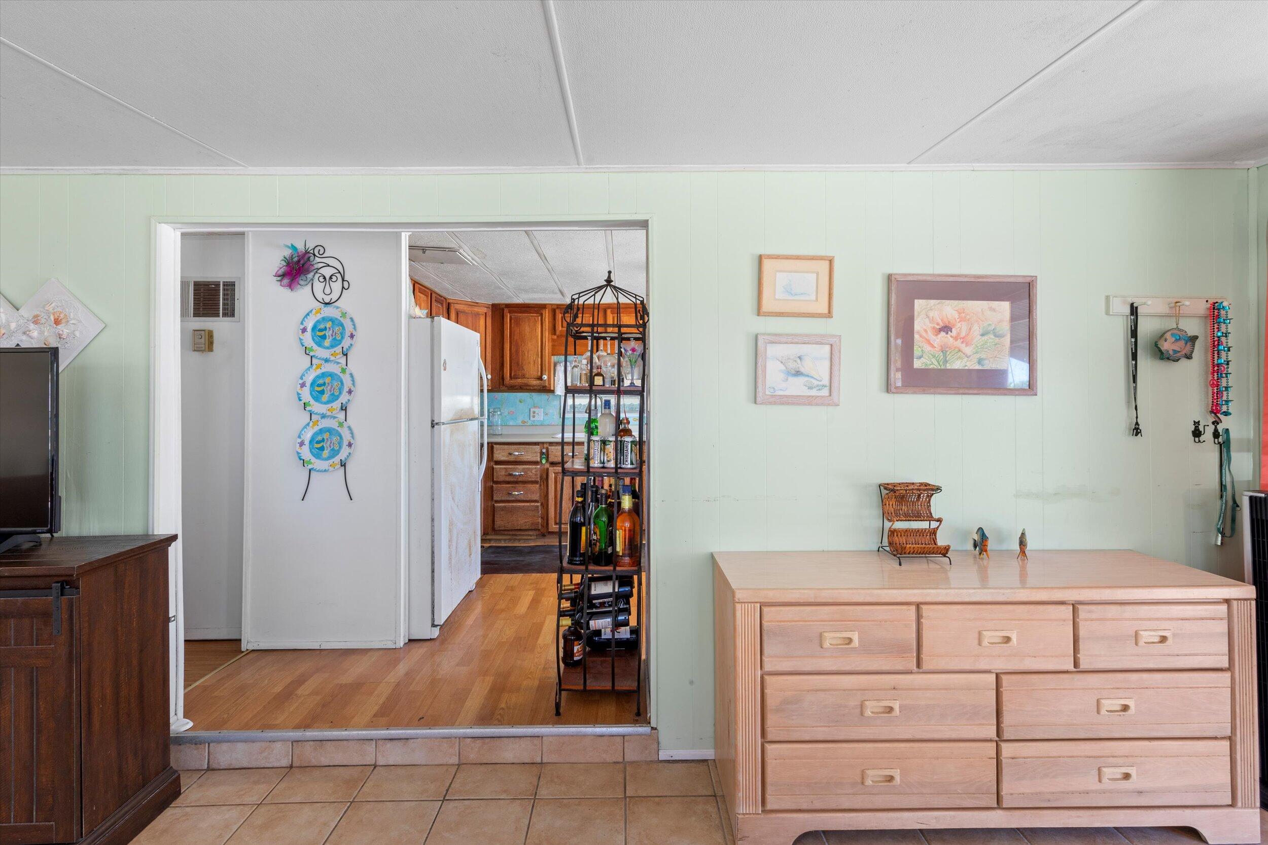 701 Spanish Main Drive, 280 Property Photo 11