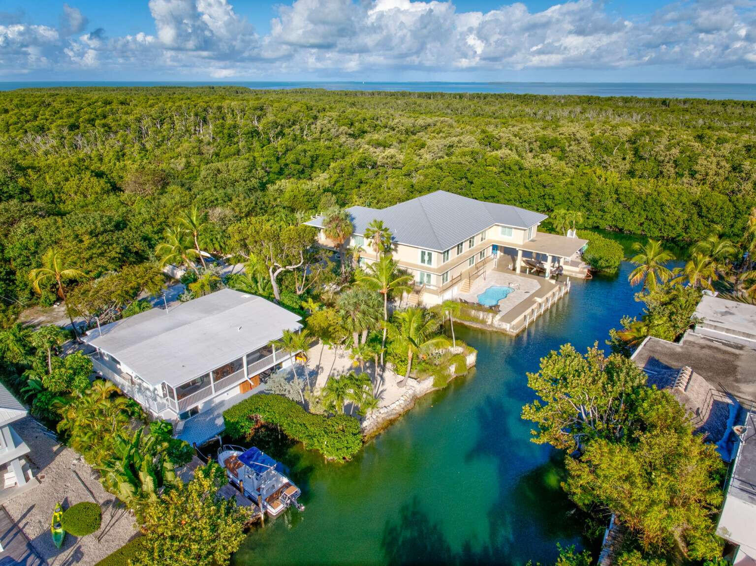 8 Tiki Lane Property Photo 4