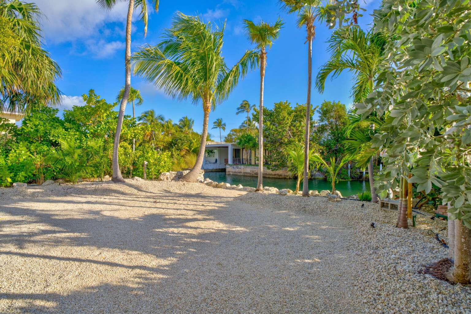 8 Tiki Lane Property Photo 10