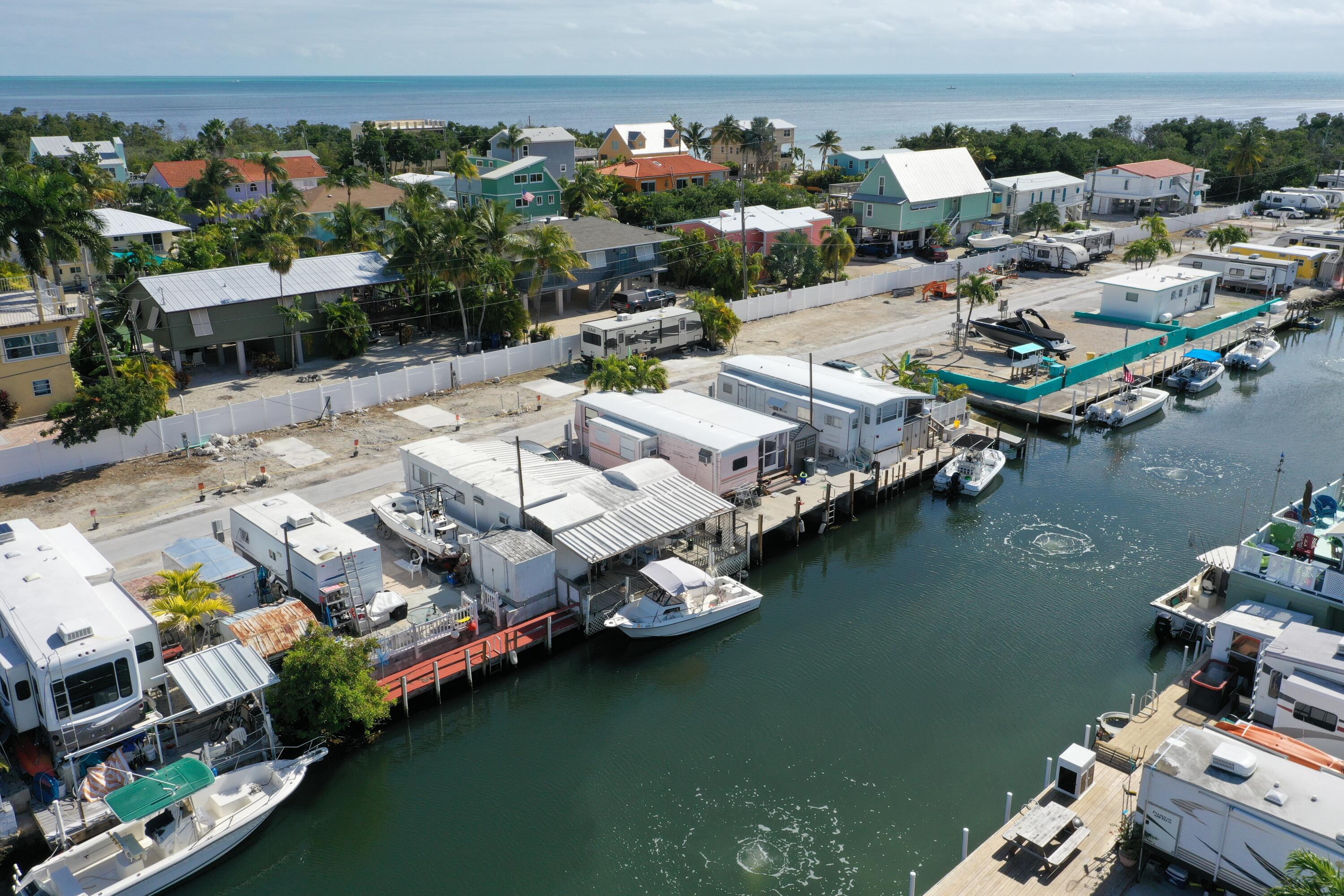 6099 Overseas Highway, 71e Property Photo 2