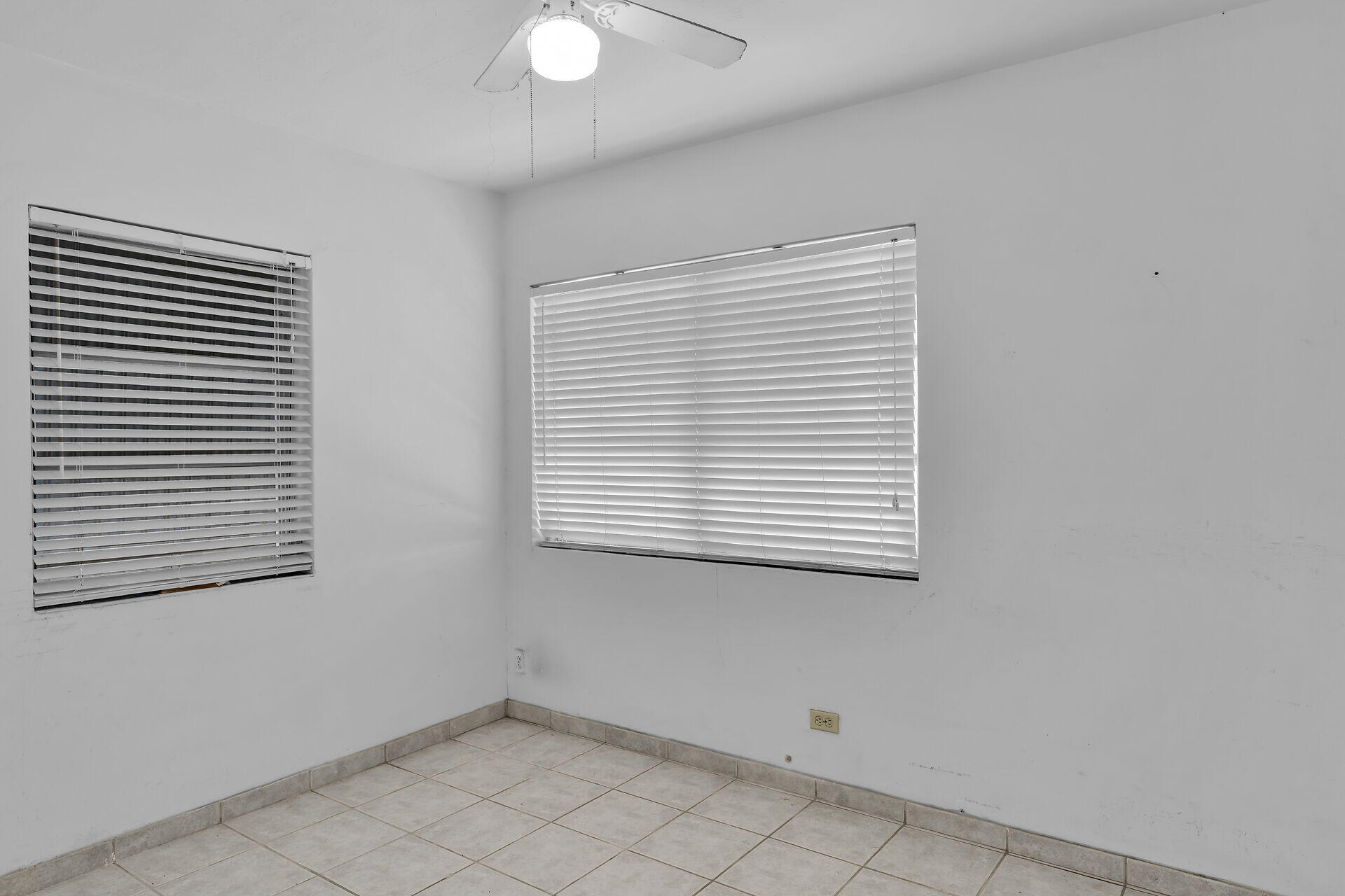 798 96th Street Property Photo 23