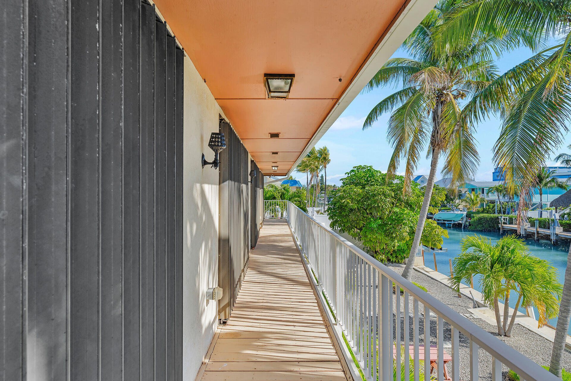 105 N Anglers Drive, A & B Property Photo 8
