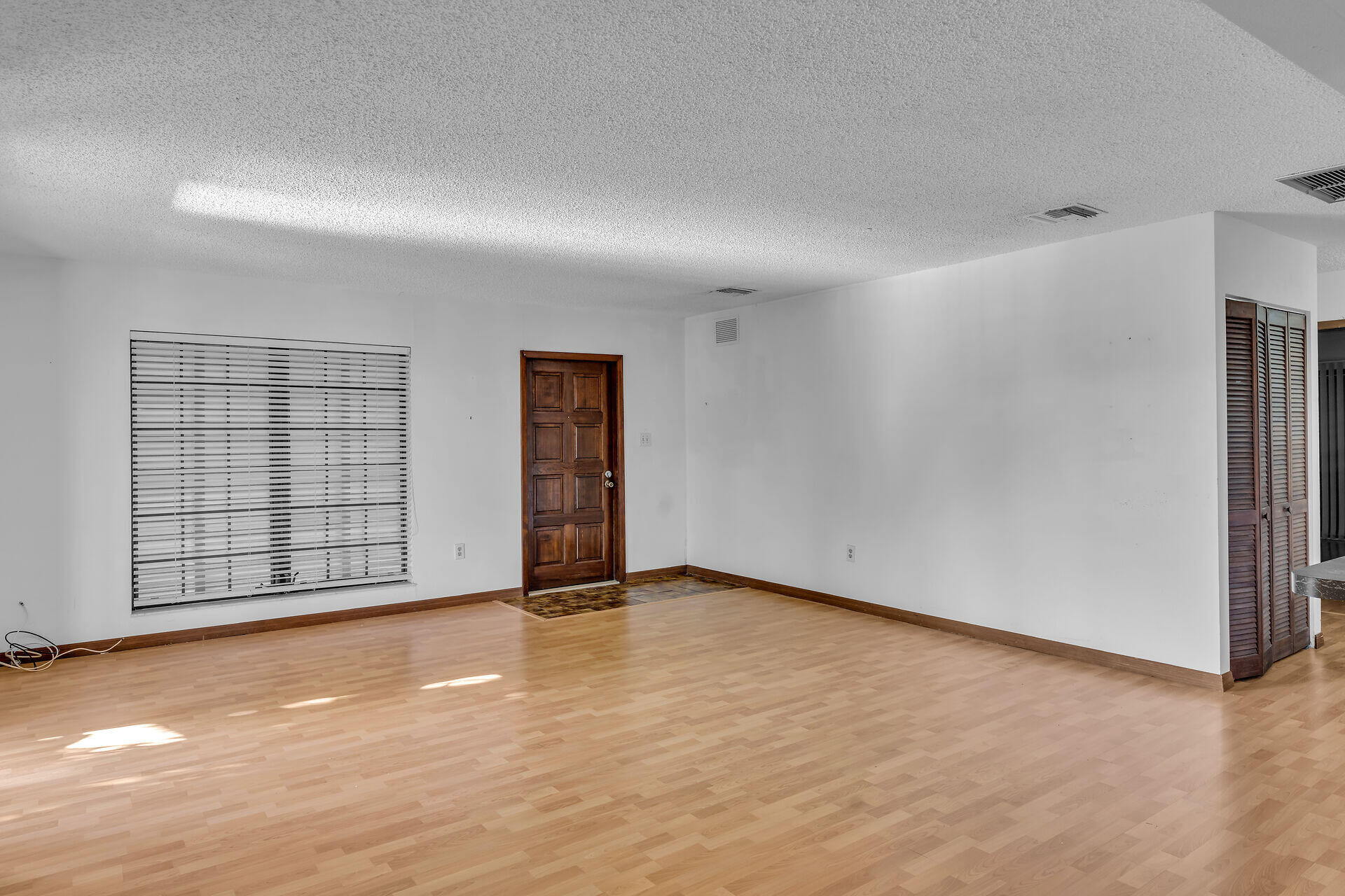 105 N Anglers Drive, A & B Property Photo 16