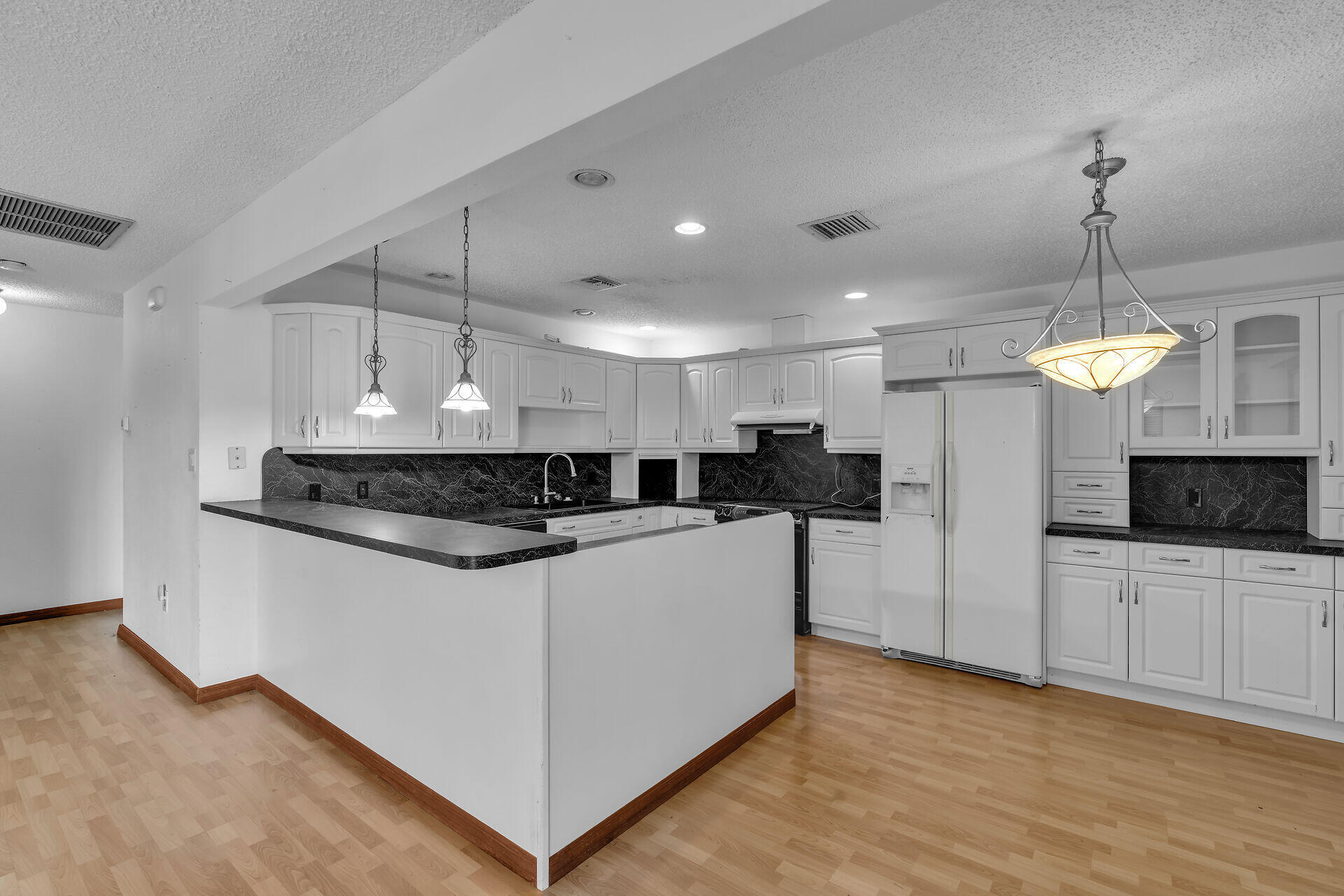 105 N Anglers Drive, A & B Property Photo 17