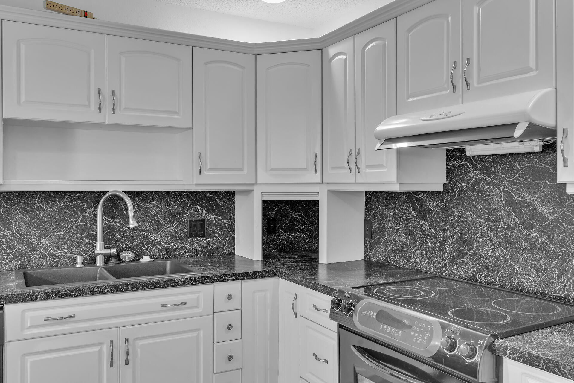 105 N Anglers Drive, A & B Property Photo 20