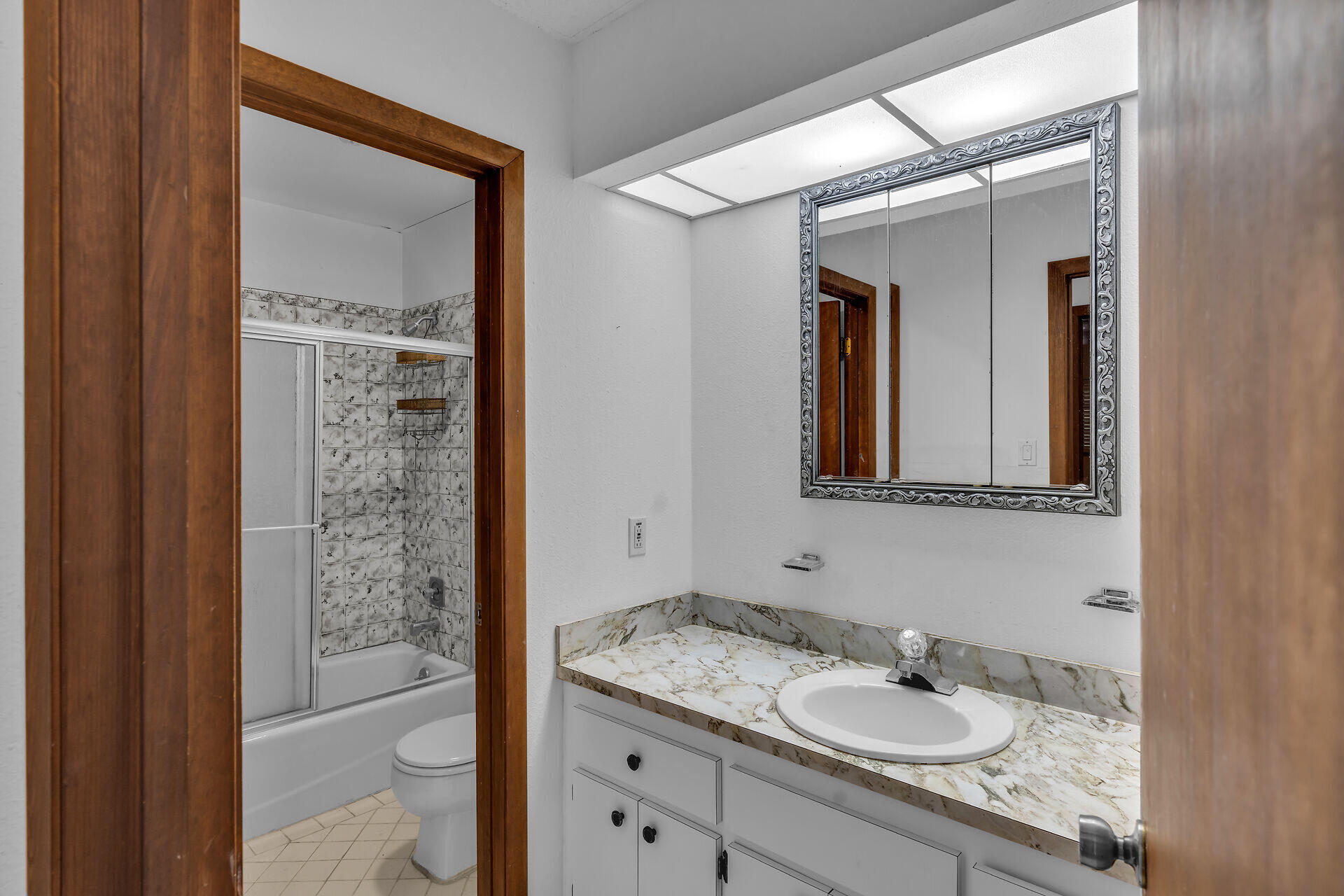 105 N Anglers Drive, A & B Property Photo 22