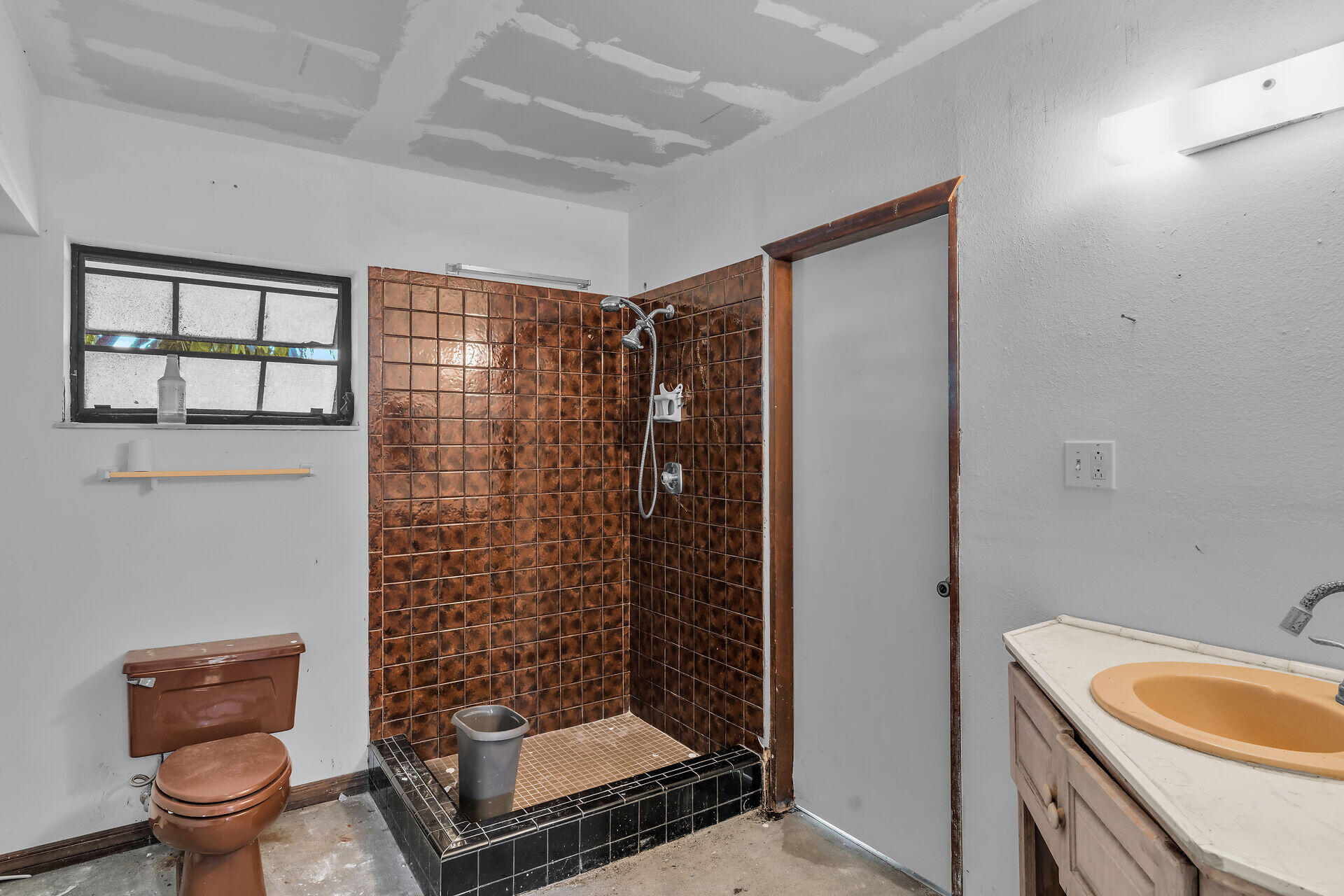 105 N Anglers Drive, A & B Property Photo 48