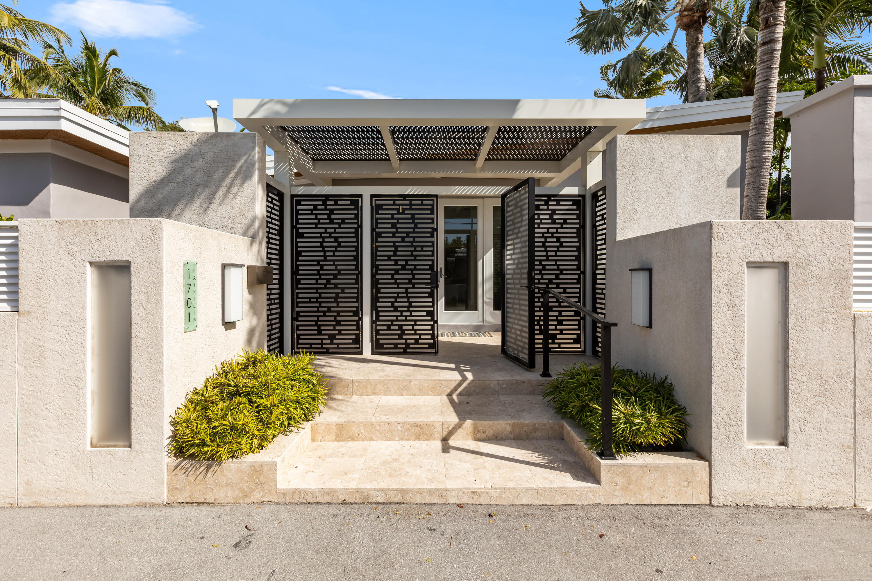 1701 Patricia Street Property Photo 11