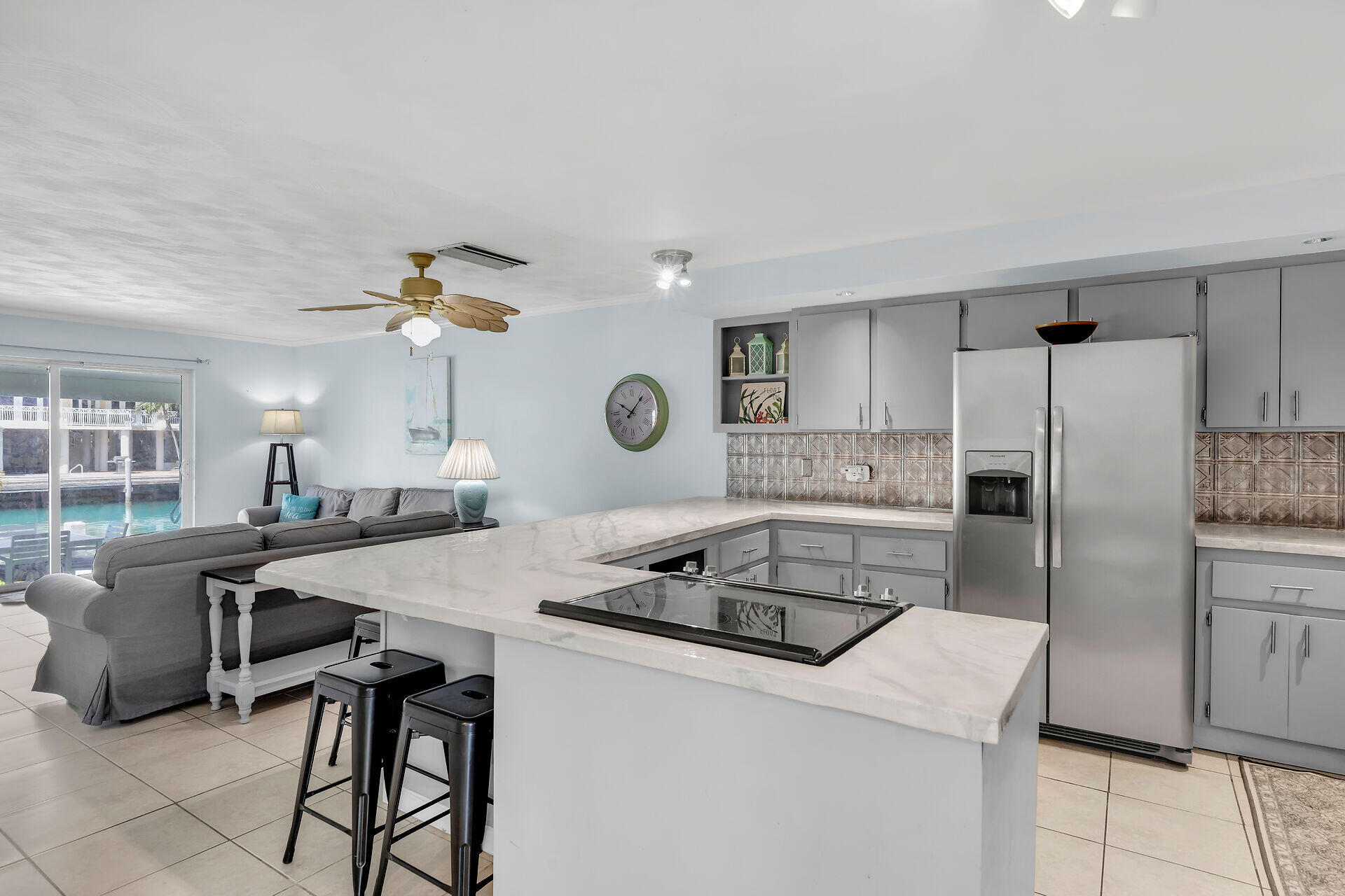 241 & 251 5th Street Property Photo 12