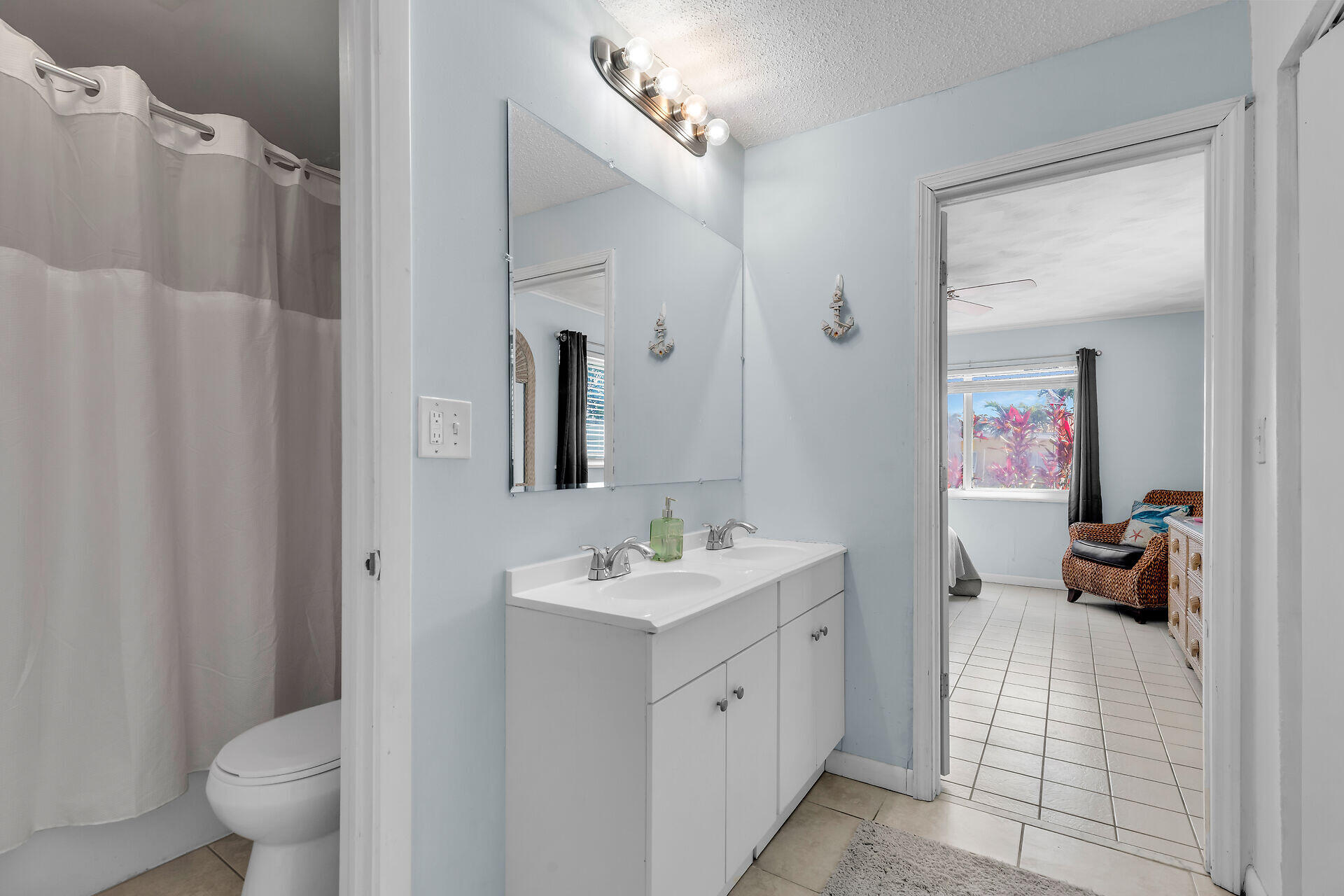 241 & 251 5th Street Property Photo 23
