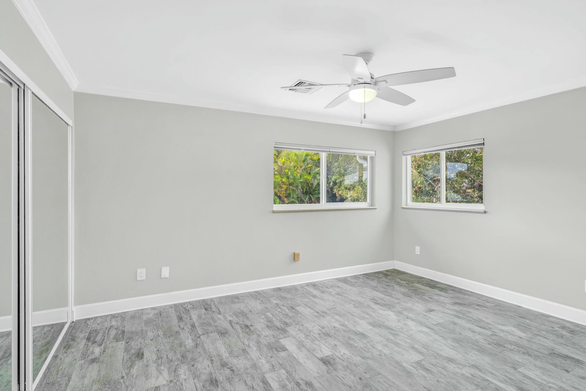 21014 7th Avenue Property Photo 12