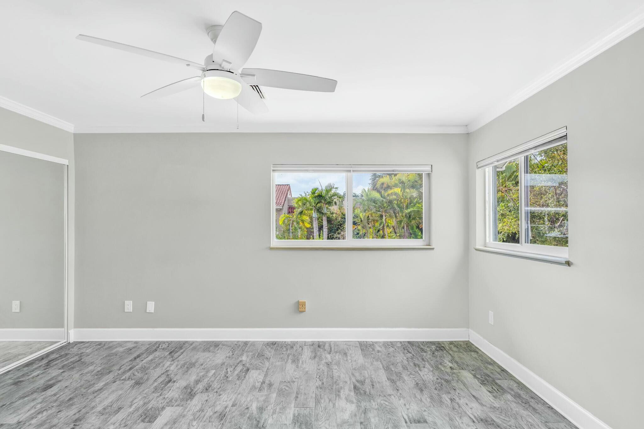 21014 7th Avenue Property Photo 13