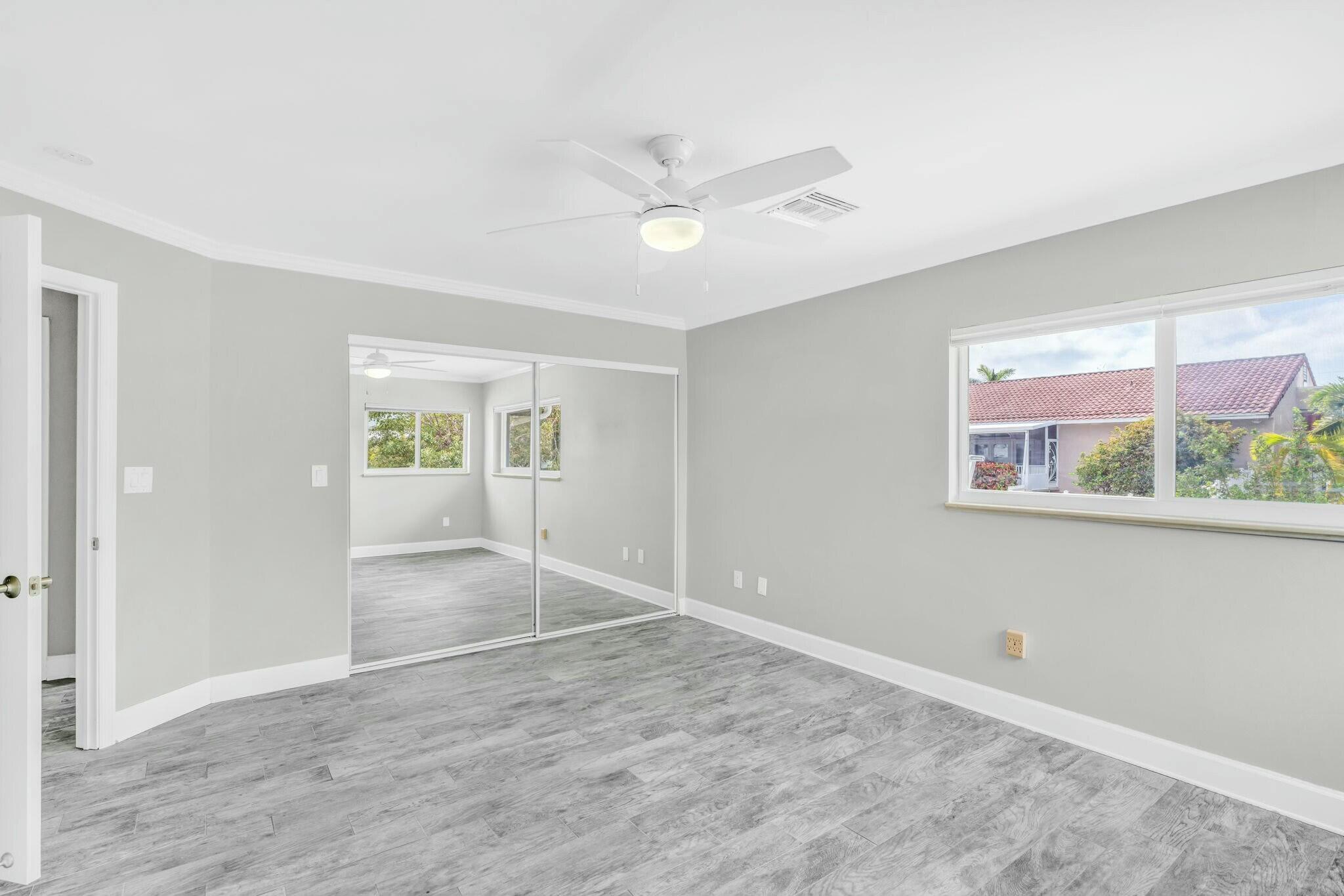 21014 7th Avenue Property Photo 15
