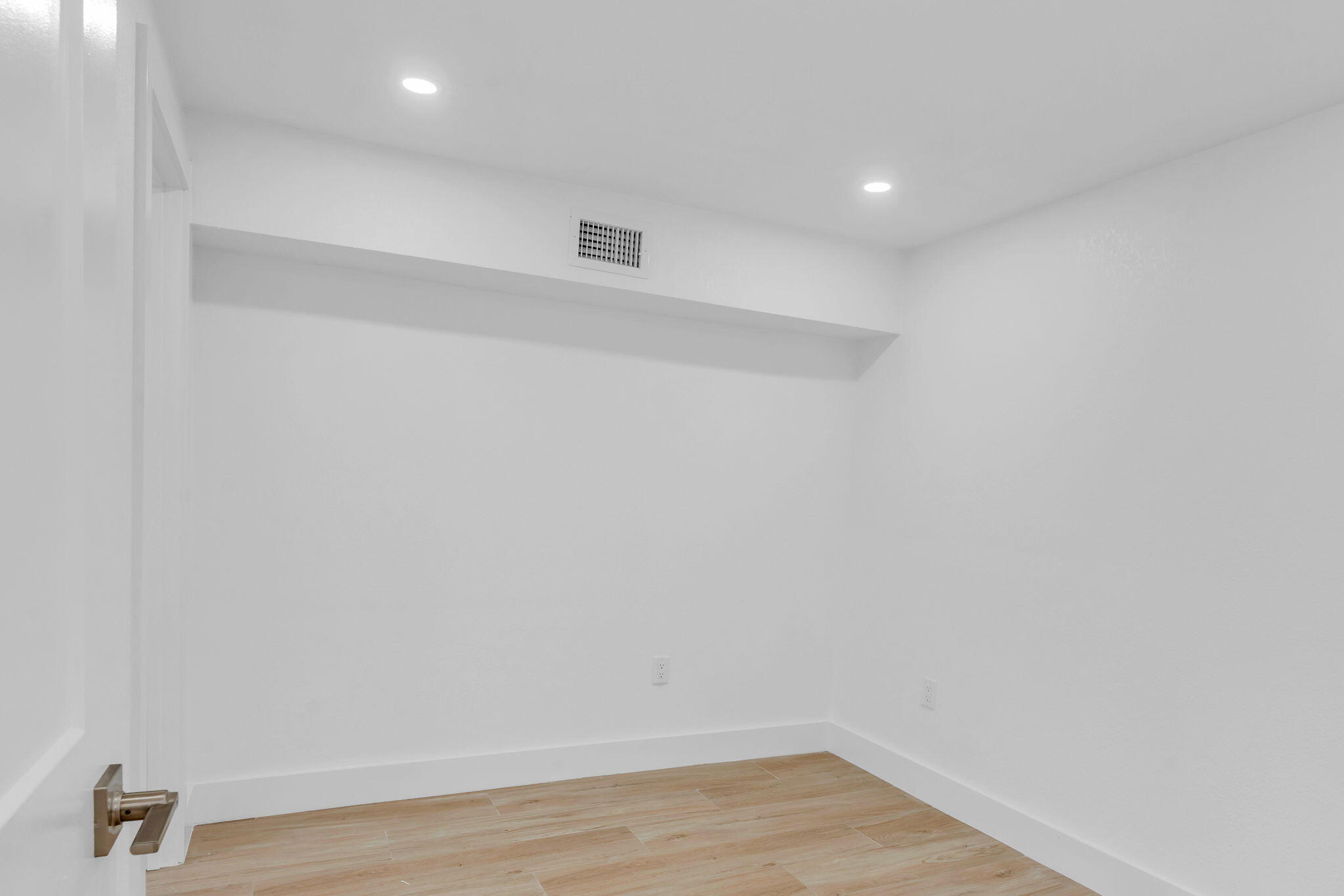 15 Seaside Avenue Property Photo 21