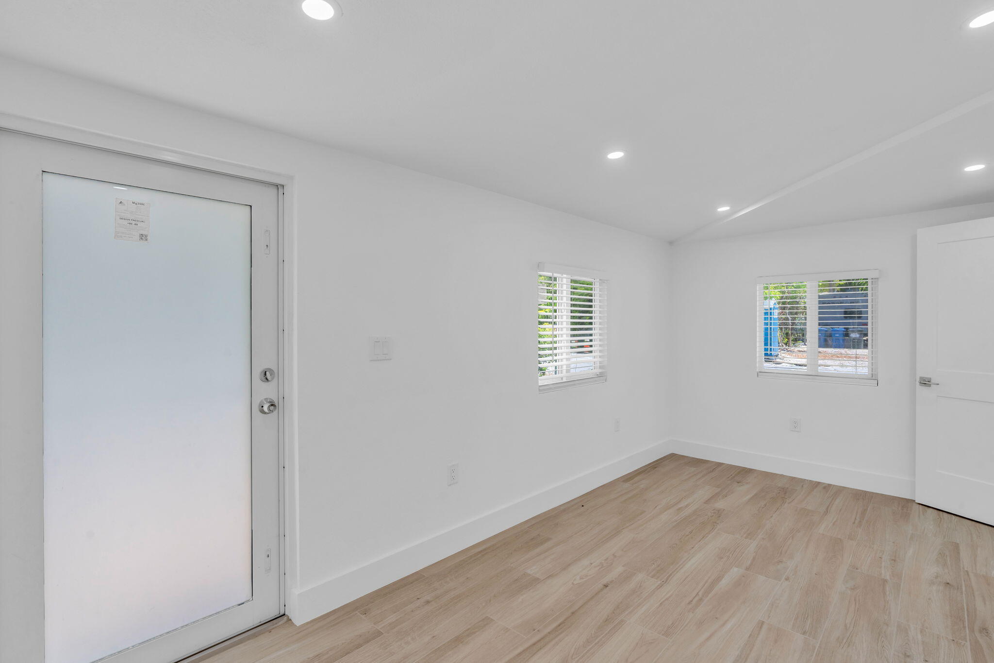 15 Seaside Avenue Property Photo 24