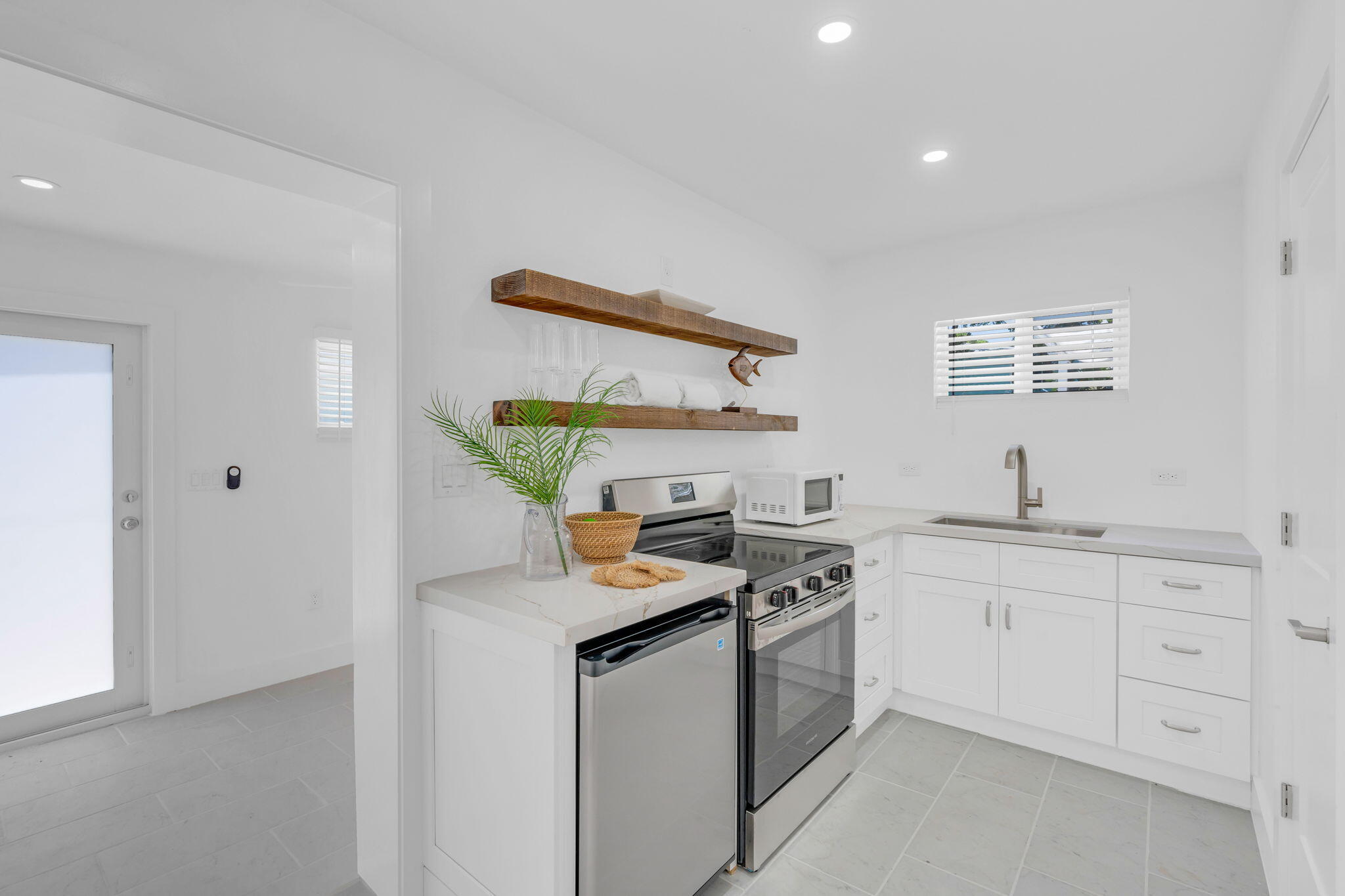 15 Seaside Avenue Property Photo 30
